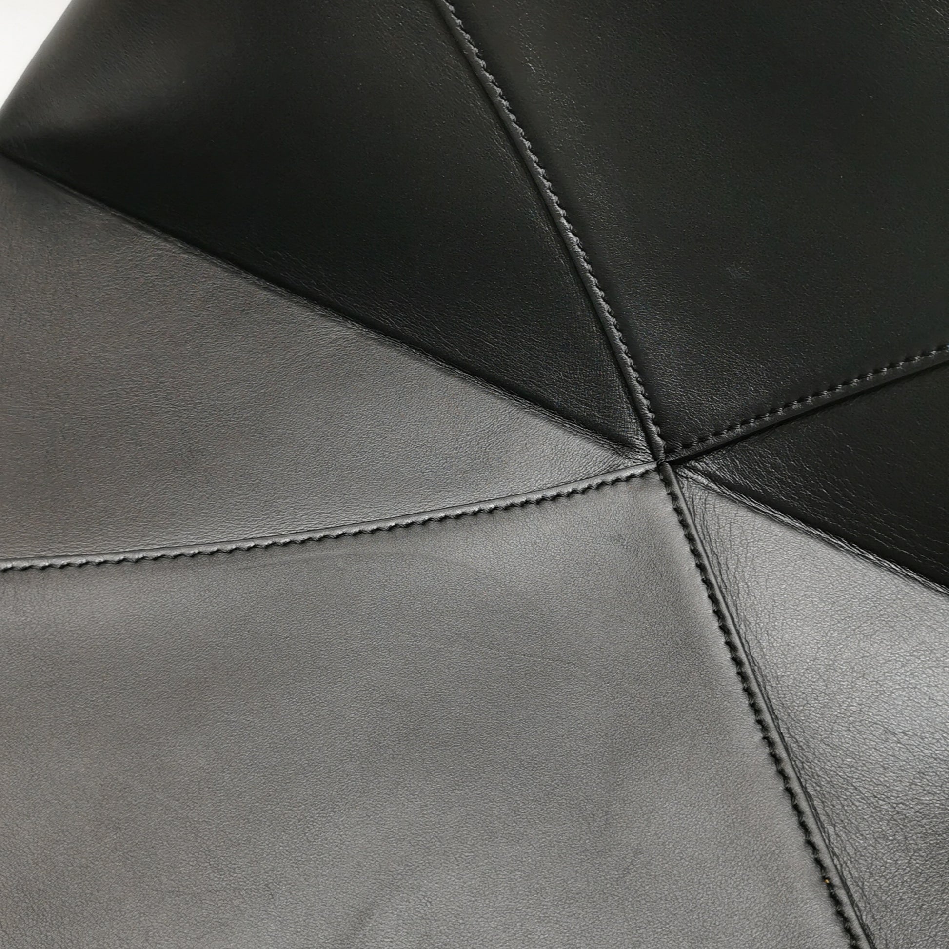 Loewe Puzzle Fold Medium Black