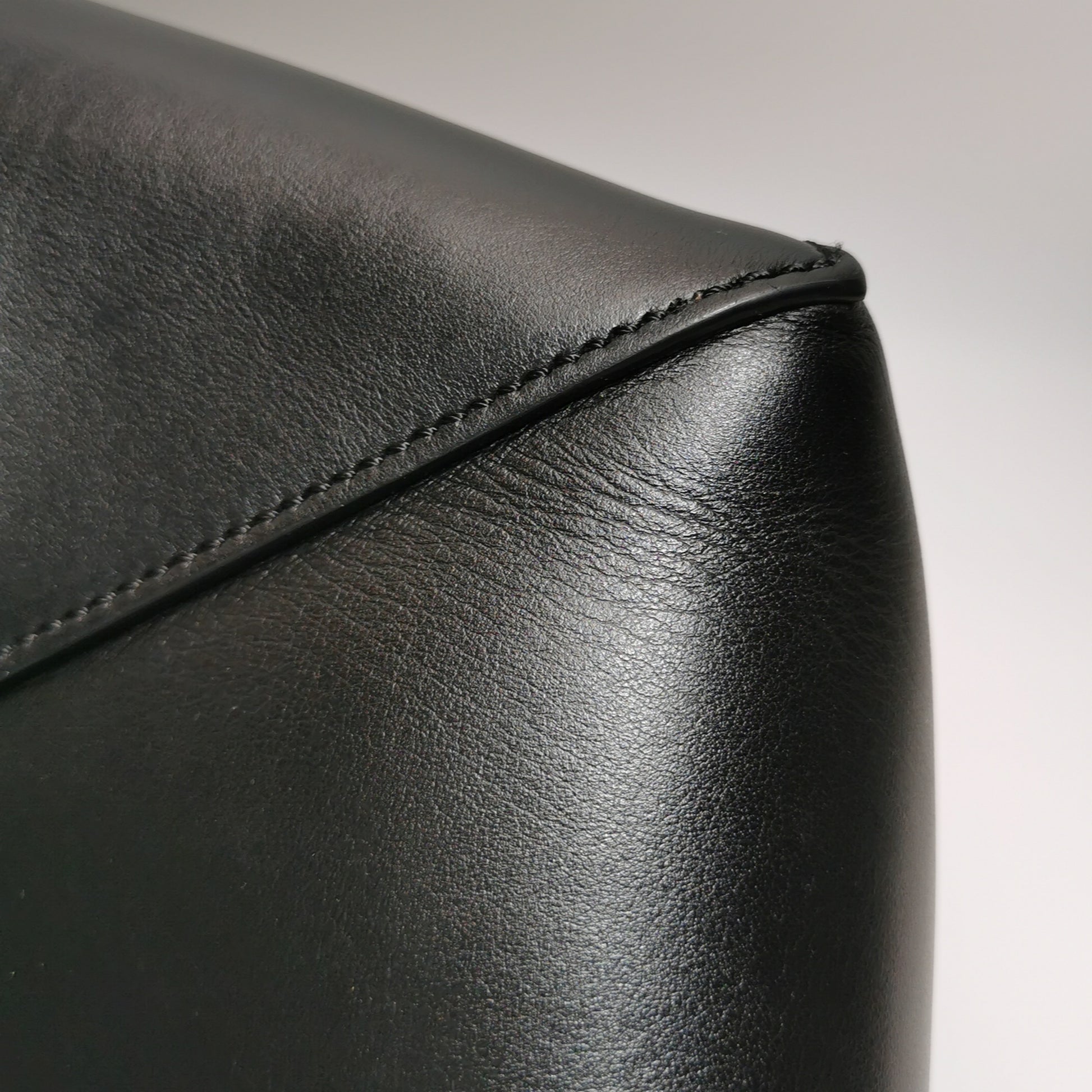 Loewe Puzzle Fold Medium Black