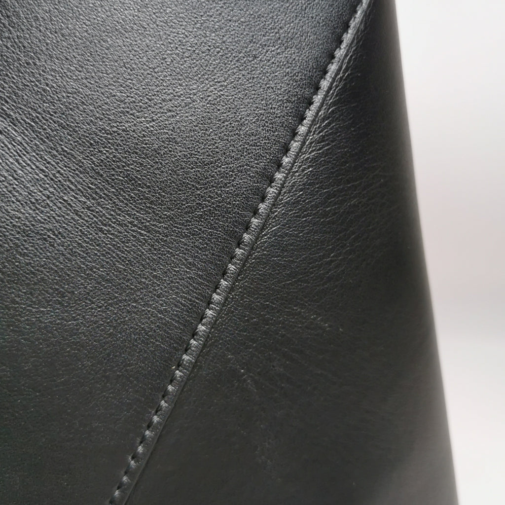 Loewe Puzzle Fold Medium Black