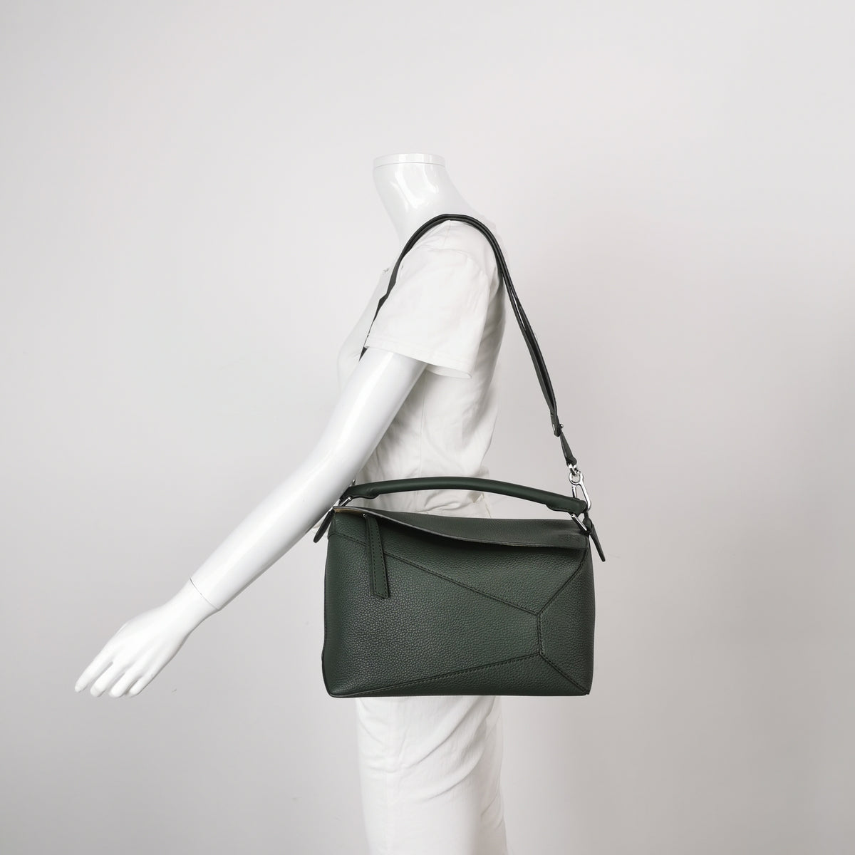 Loewe Puzzle Edge Small Bottle Green