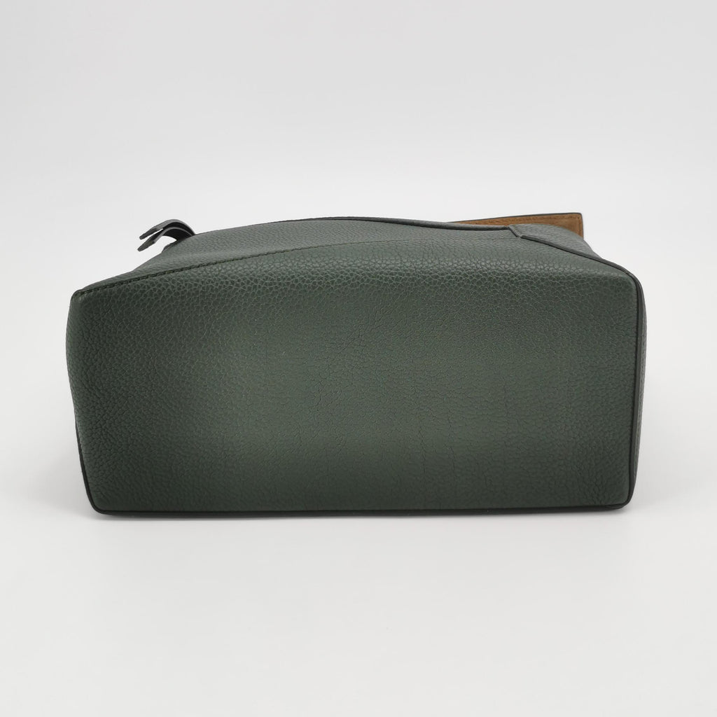 Loewe Puzzle Edge Small Bottle Green