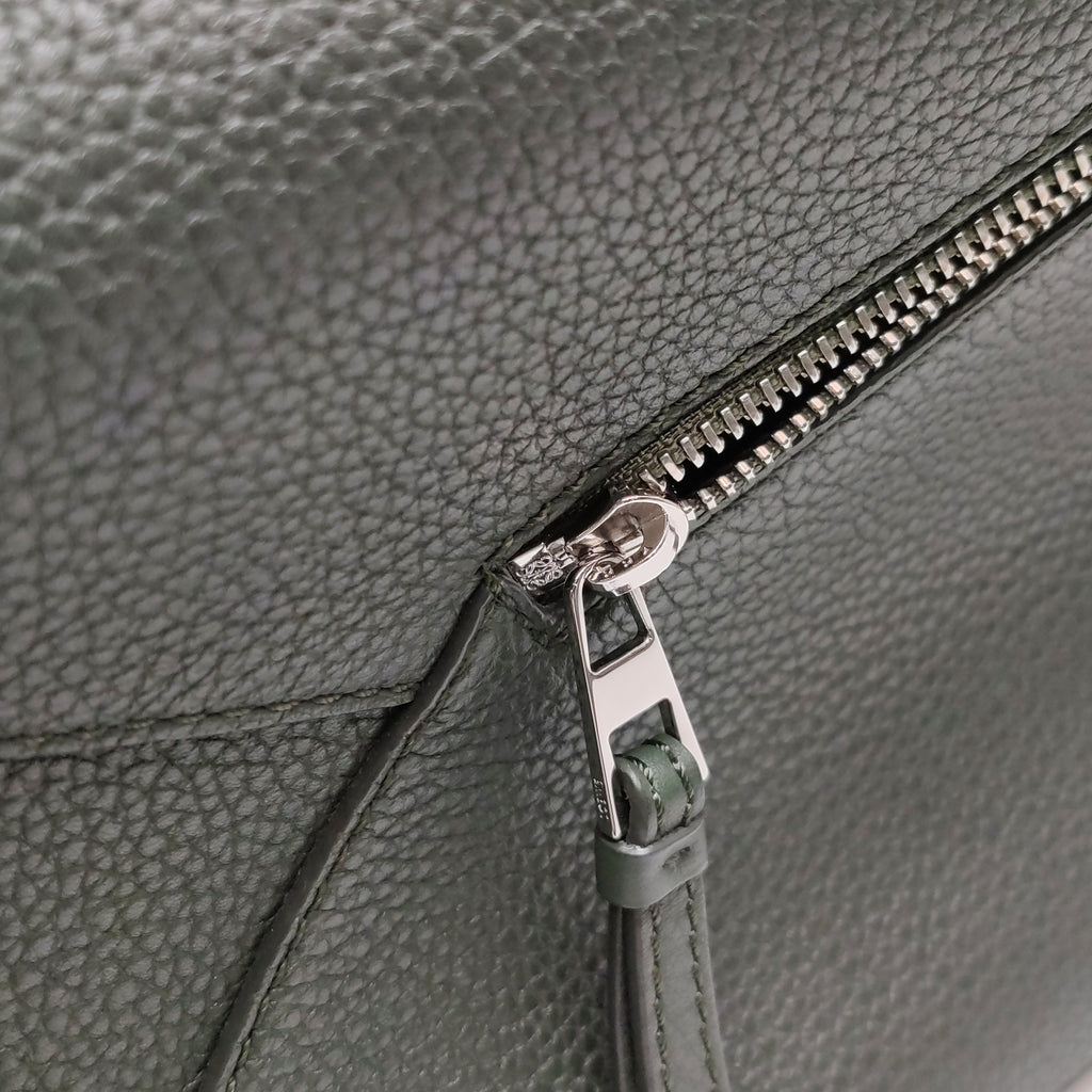 Loewe Puzzle Edge Small Bottle Green