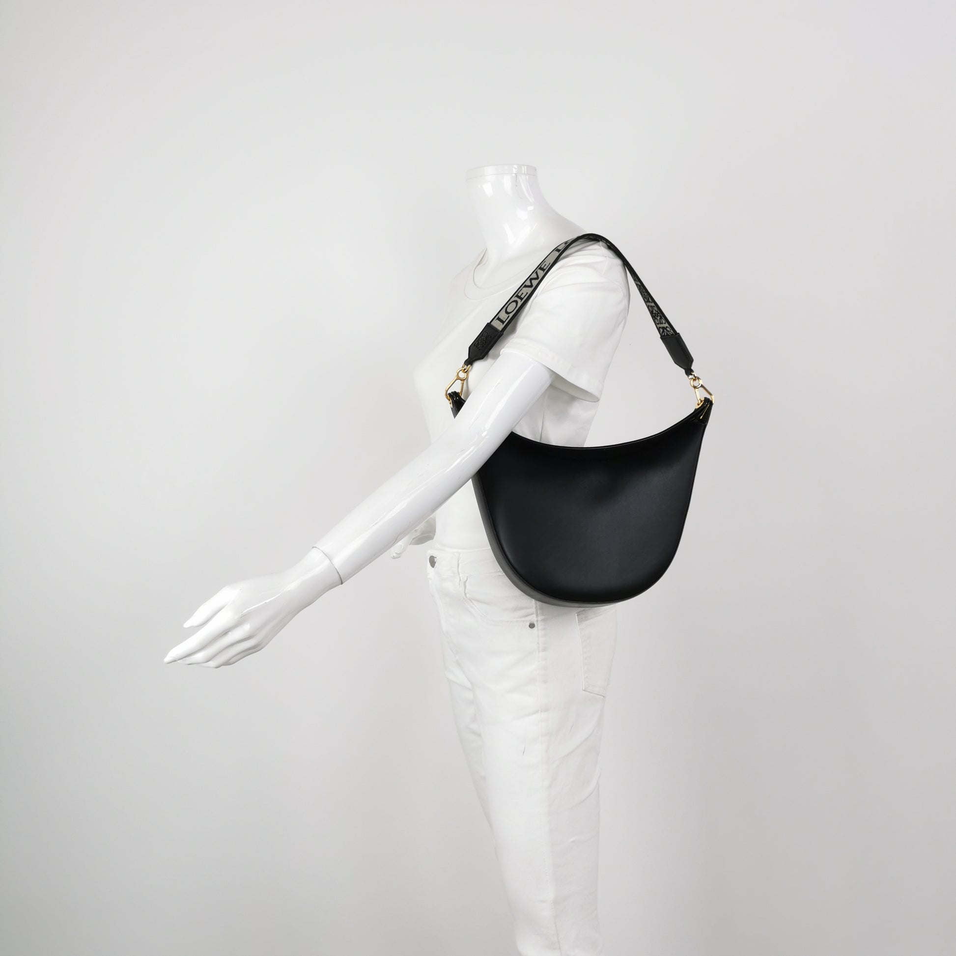 Loewe Luna Shoulder Bag Black