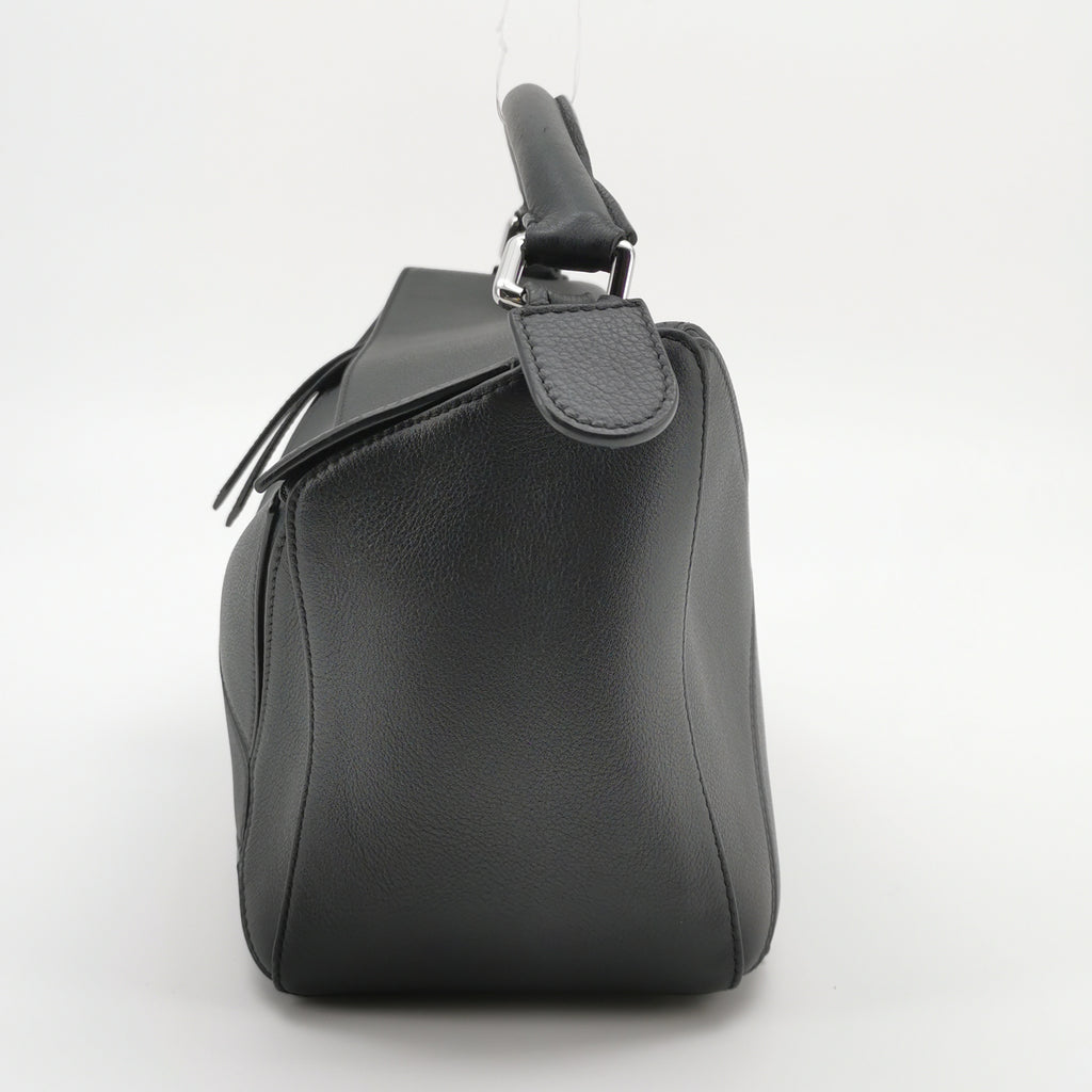 Loewe Puzzle Medium Classic Calfskin Black SHW