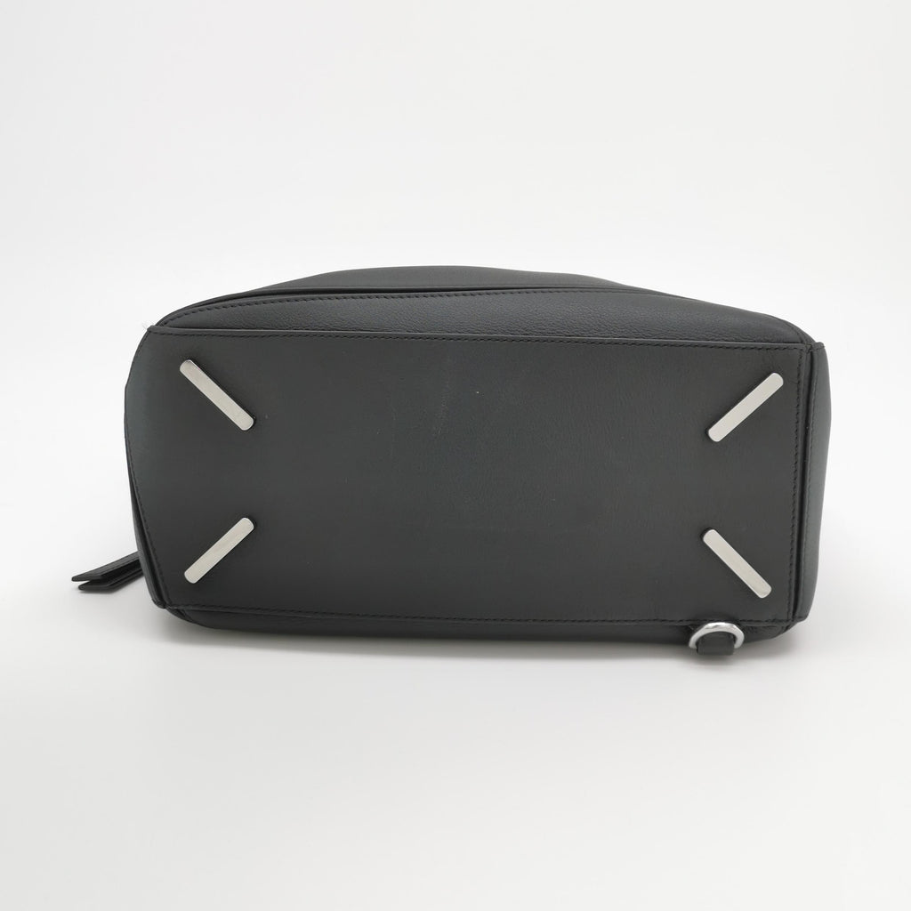 Loewe Puzzle Medium Classic Calfskin Black SHW