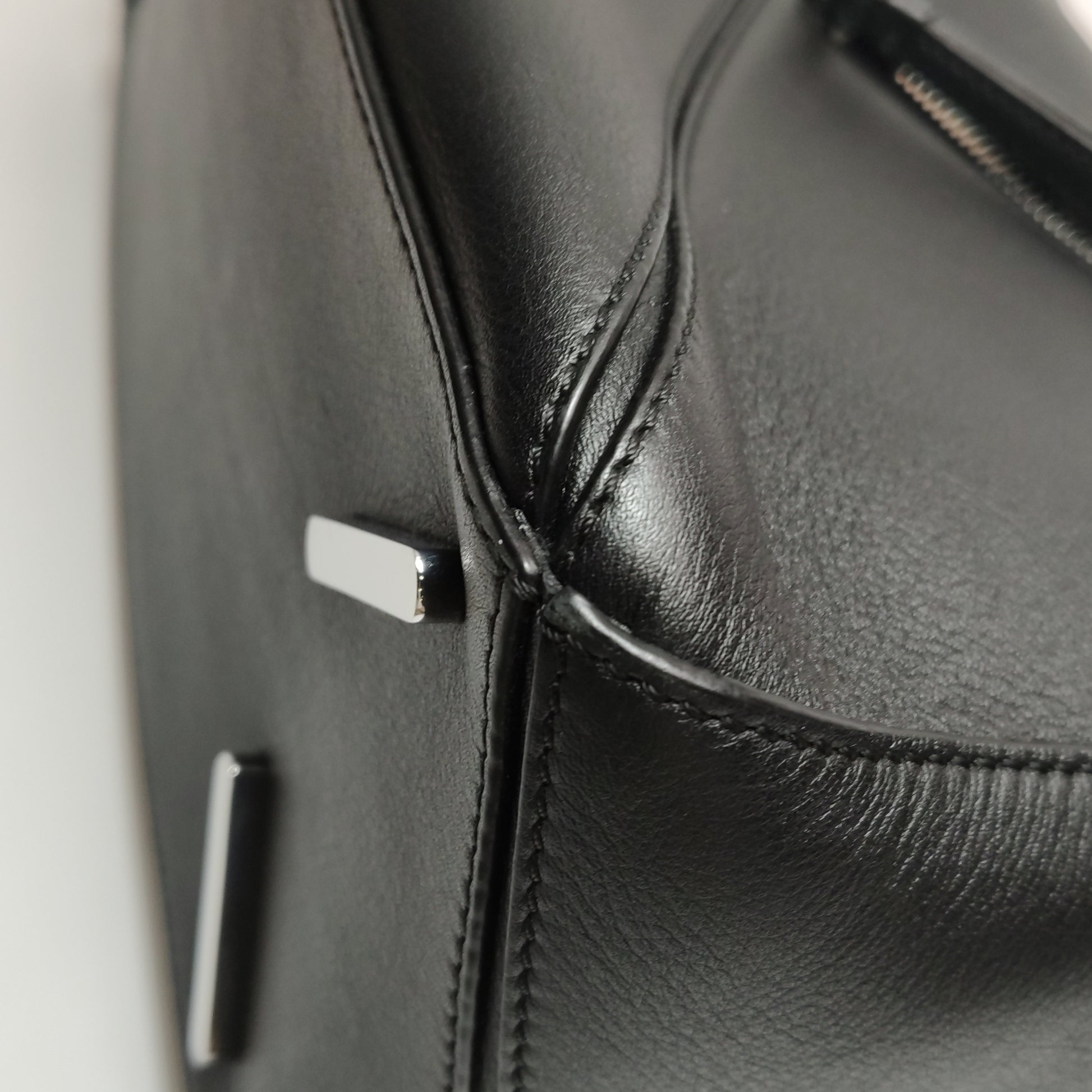 Loewe Puzzle Medium Classic Calfskin Black SHW