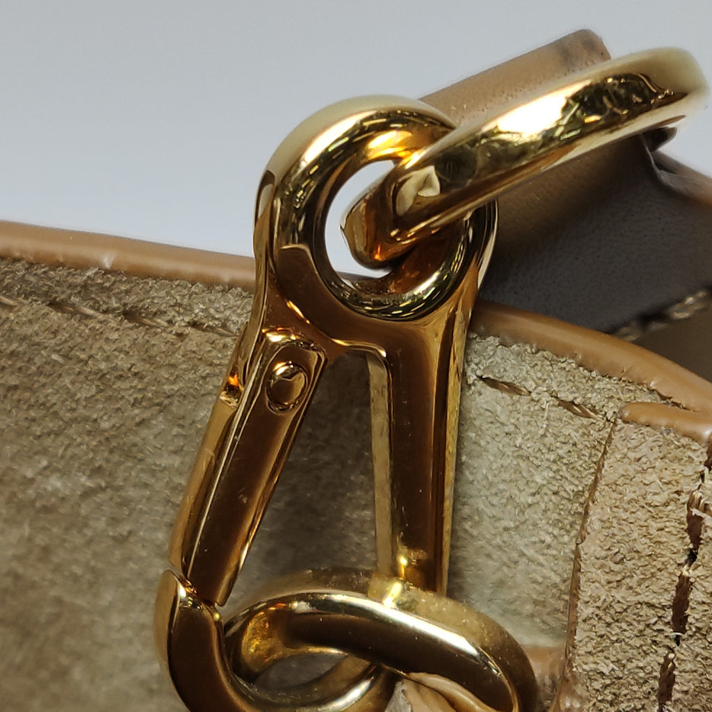 Loewe Pebble Bucket Mini Smooth Calfskin Oak