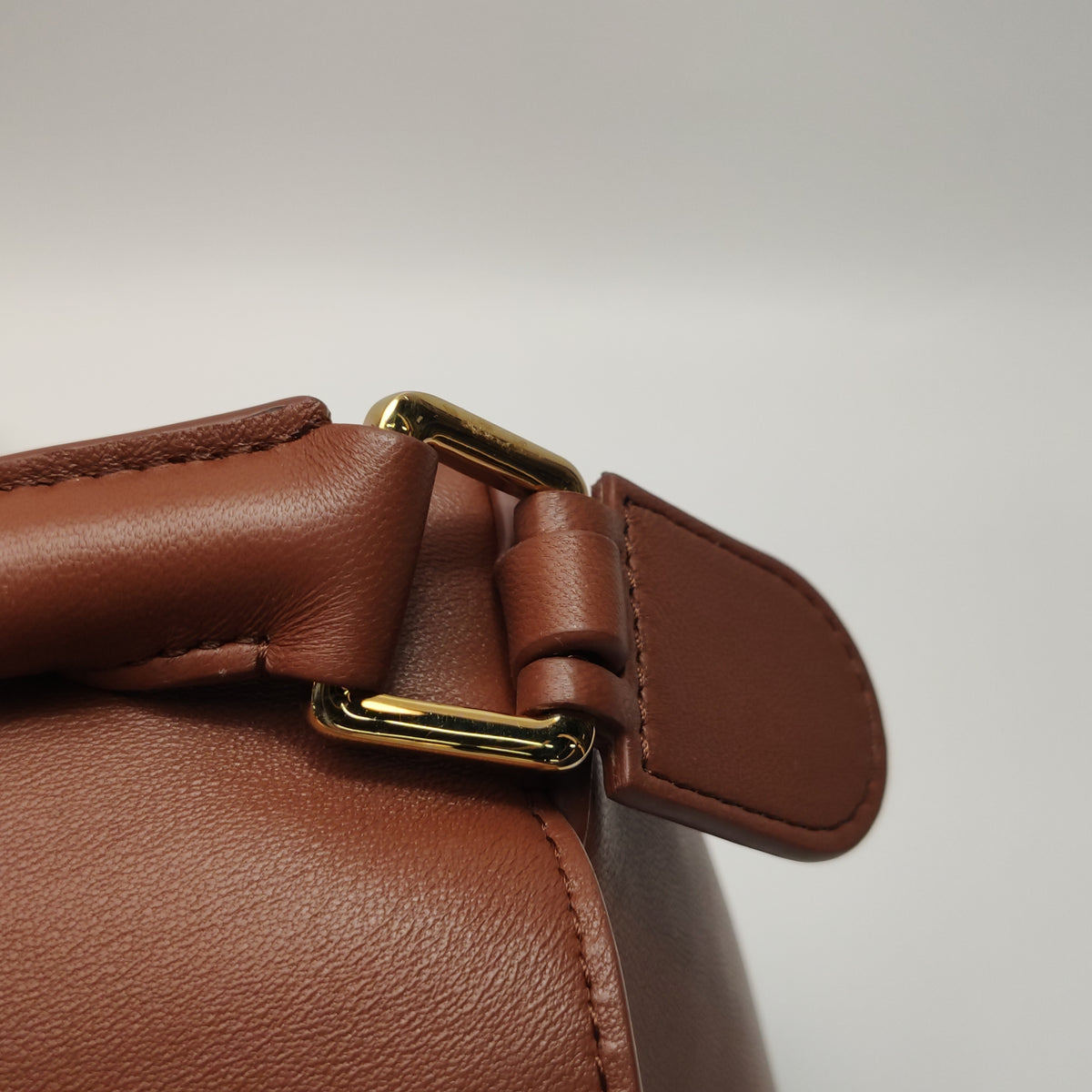 Loewe Featherlight Puzzle Pecan Small