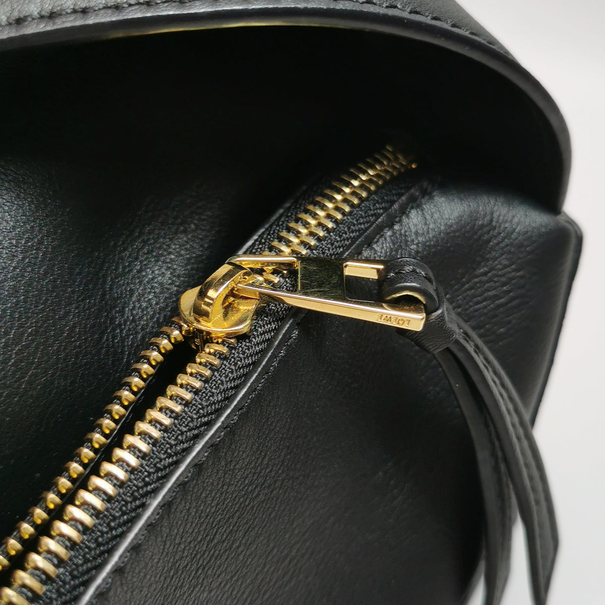Loewe Puzzle Hobo Black