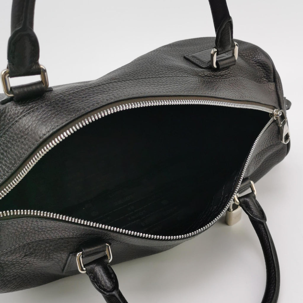 Loewe Amazona East West Duffle Grained