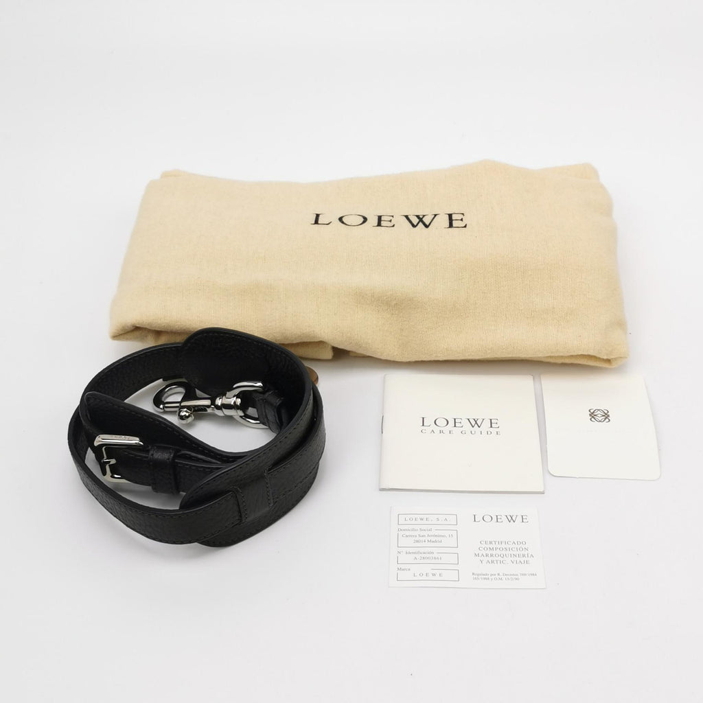 Loewe Amazona East West Duffle Grained