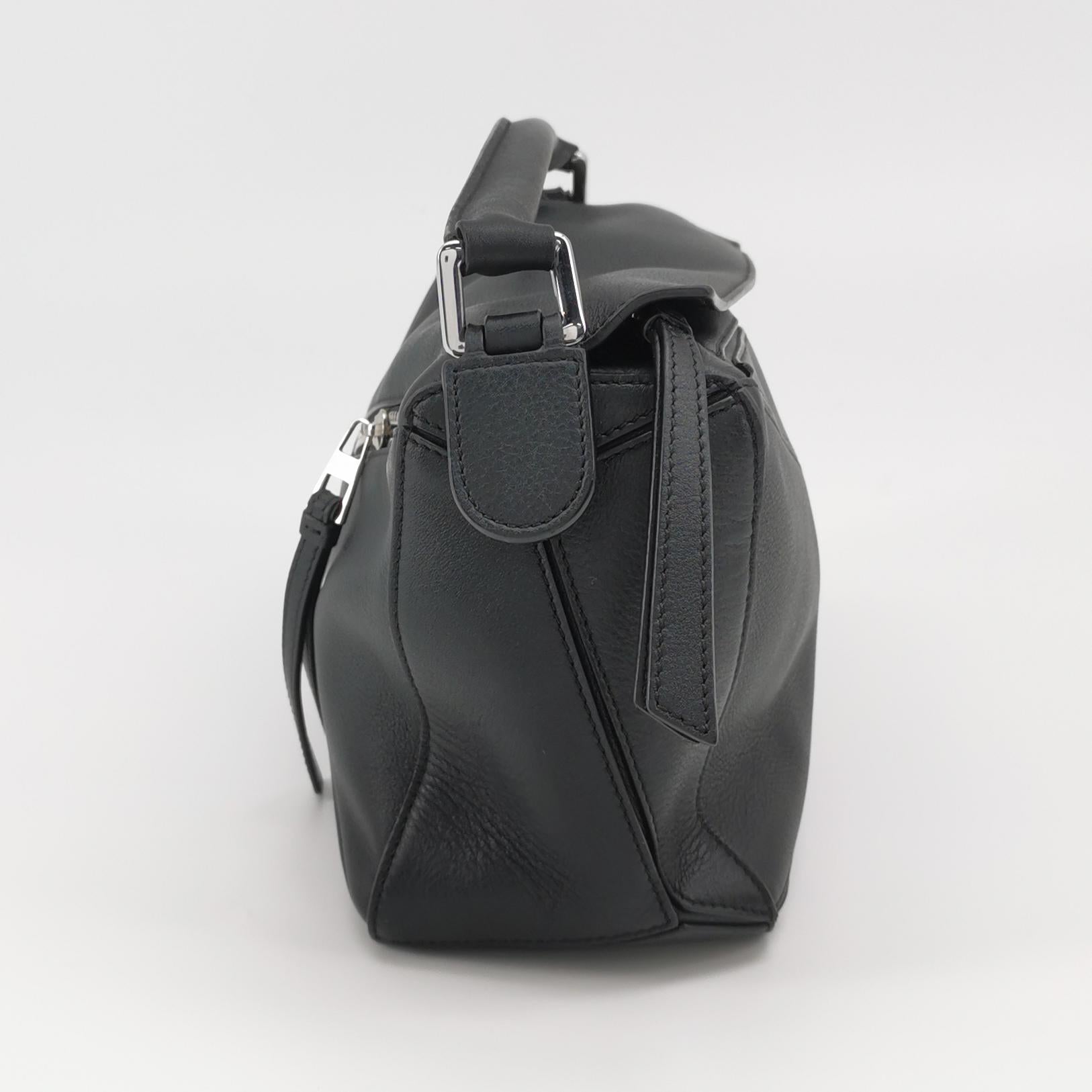 Loewe Puzzle Small Classic Calfskin Black SHW