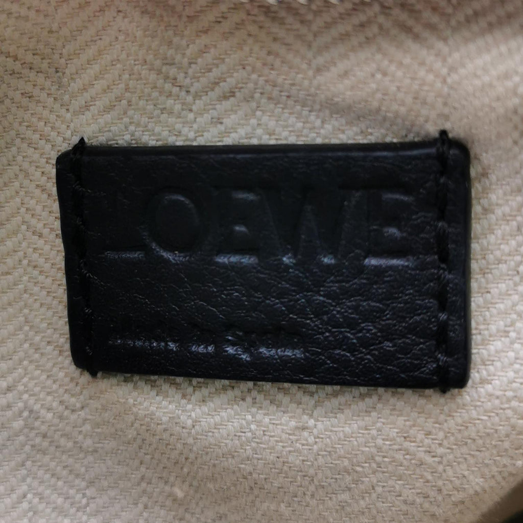 Loewe Puzzle Small Classic Calfskin Black SHW