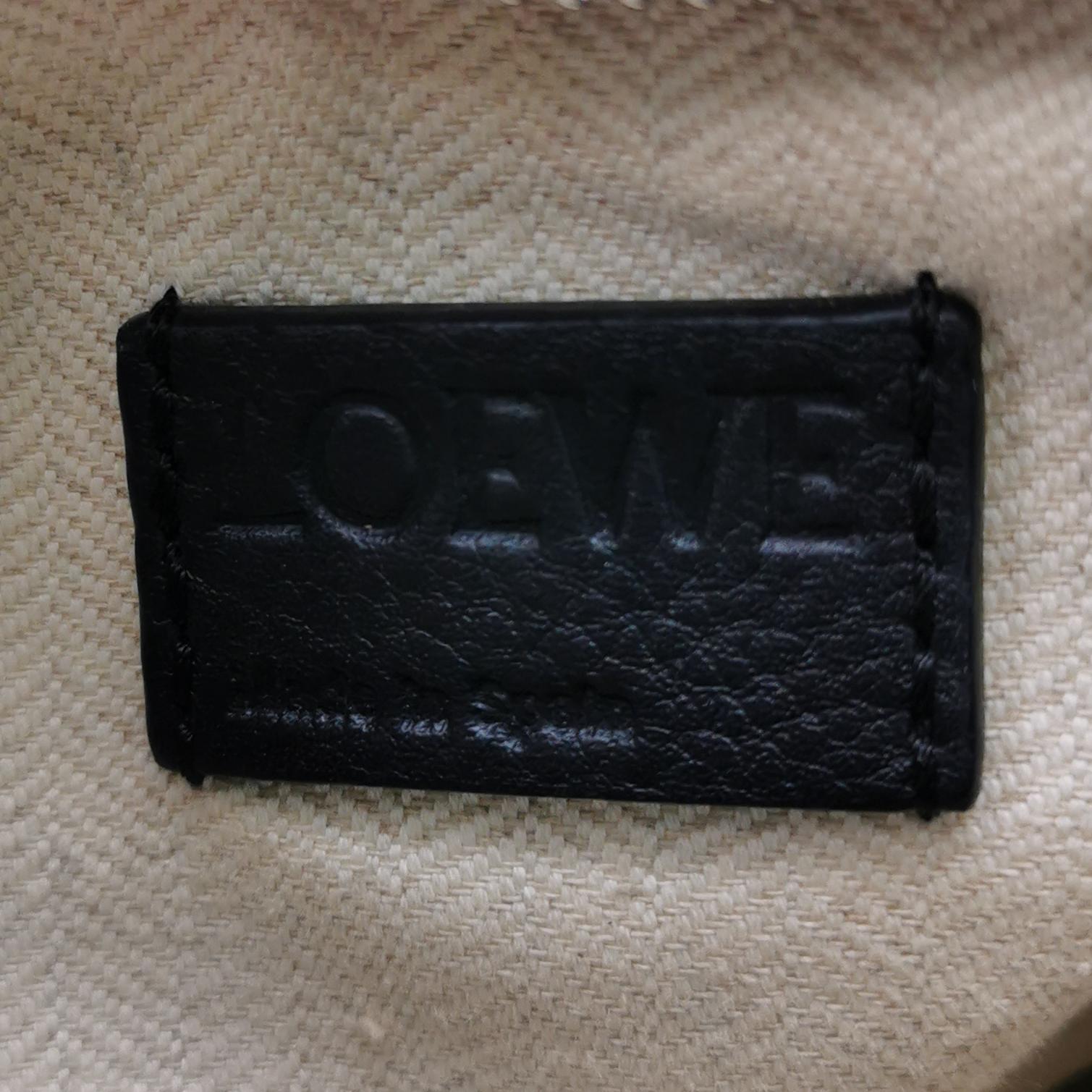 Loewe Puzzle Small Classic Calfskin Black SHW