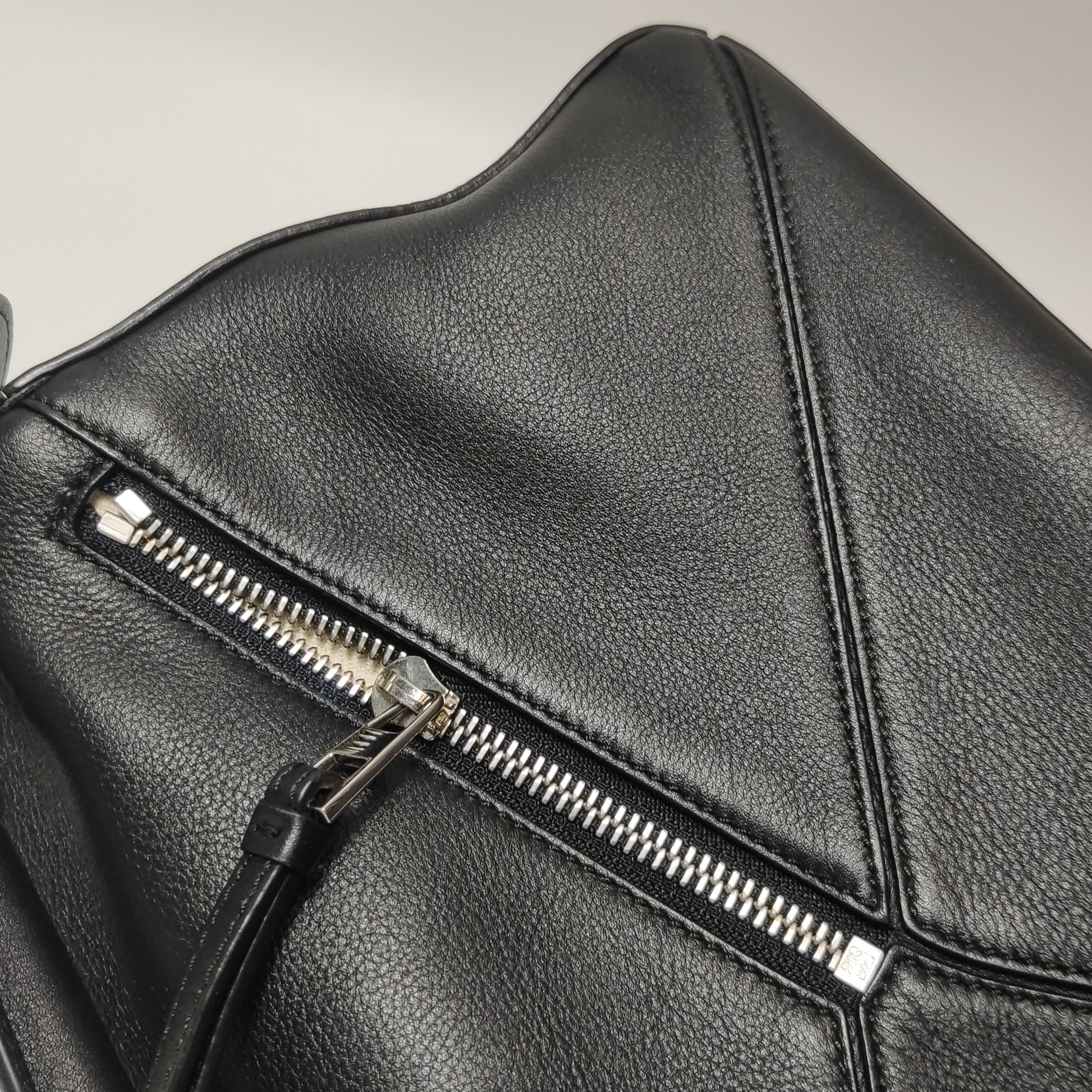 Loewe Puzzle Small Classic Calfskin Black SHW