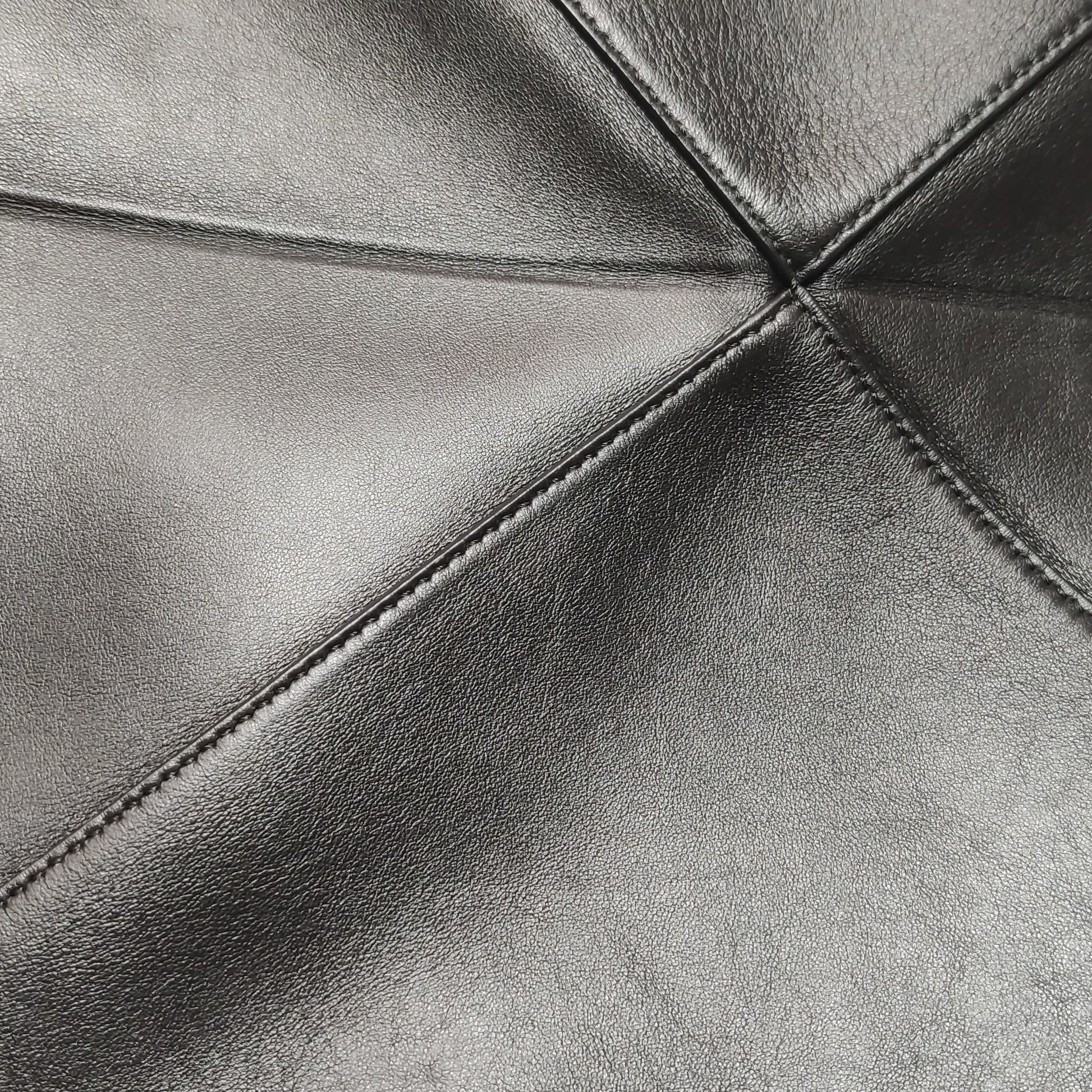 Loewe Puzzle Fold Tote Medium Black