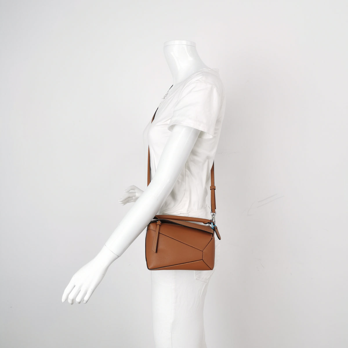 Loewe Puzzle Edge Mini Tan