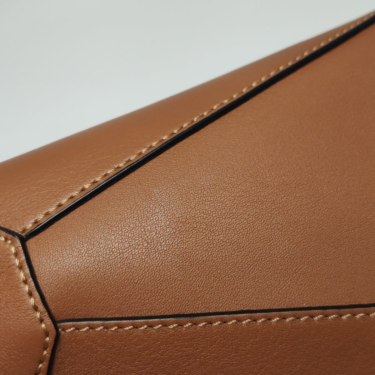 Loewe Puzzle Edge Mini Tan