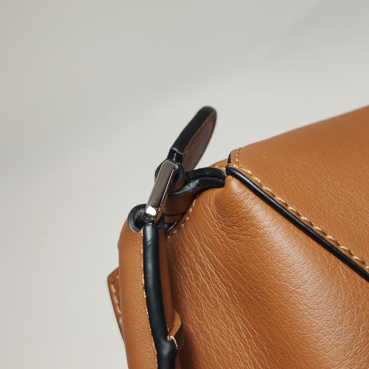 Loewe Puzzle Edge Mini Tan