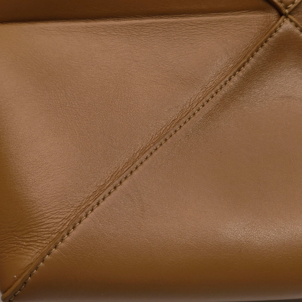 Loewe Puzzle Fold Medium Caramel