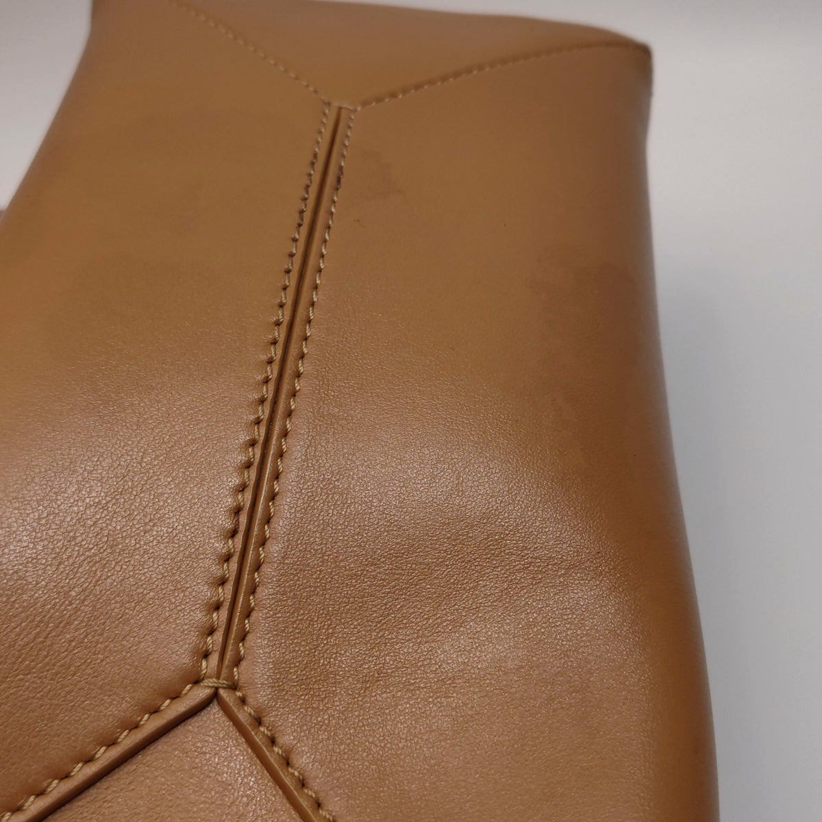 Loewe Puzzle Fold Medium Caramel