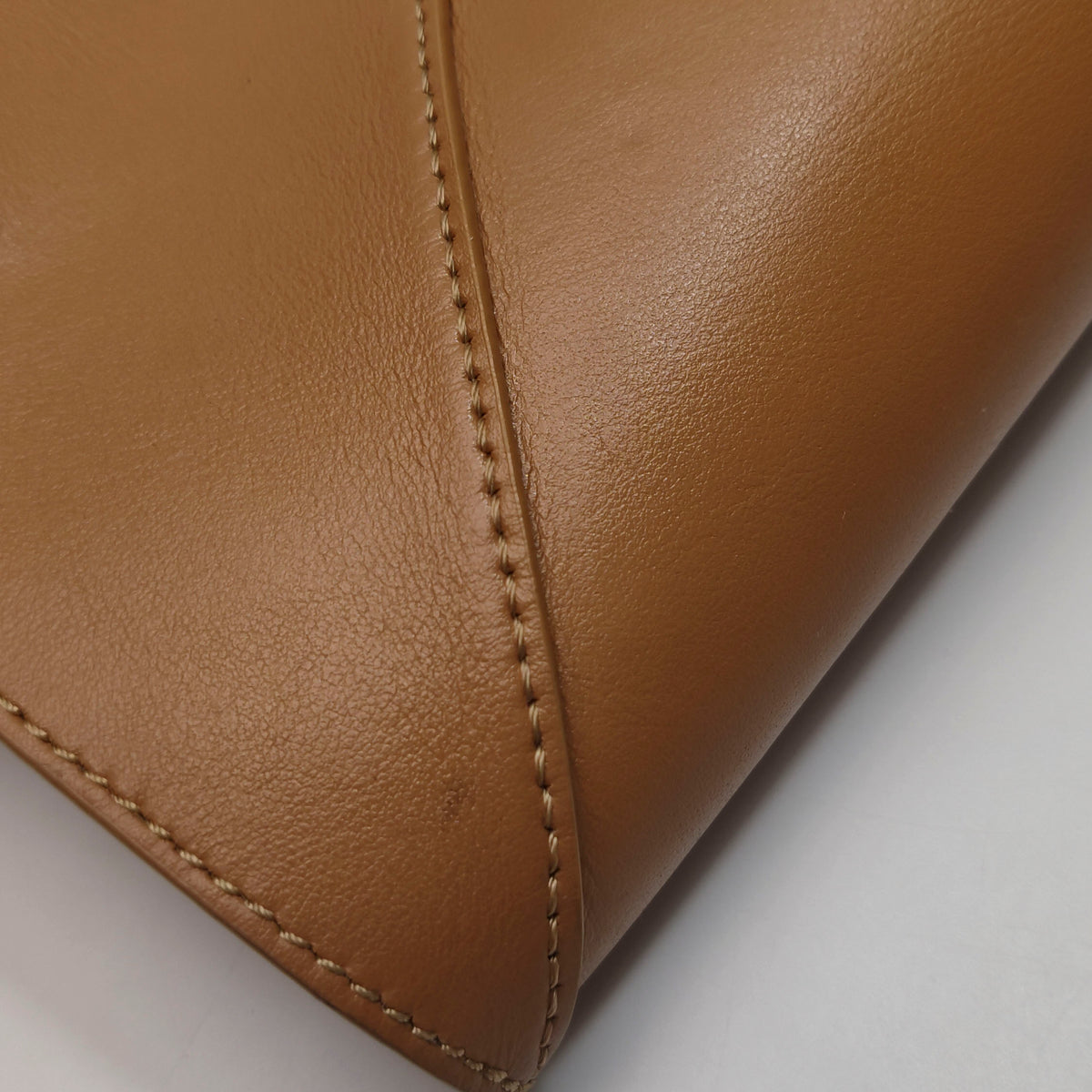 Loewe Puzzle Fold Medium Caramel