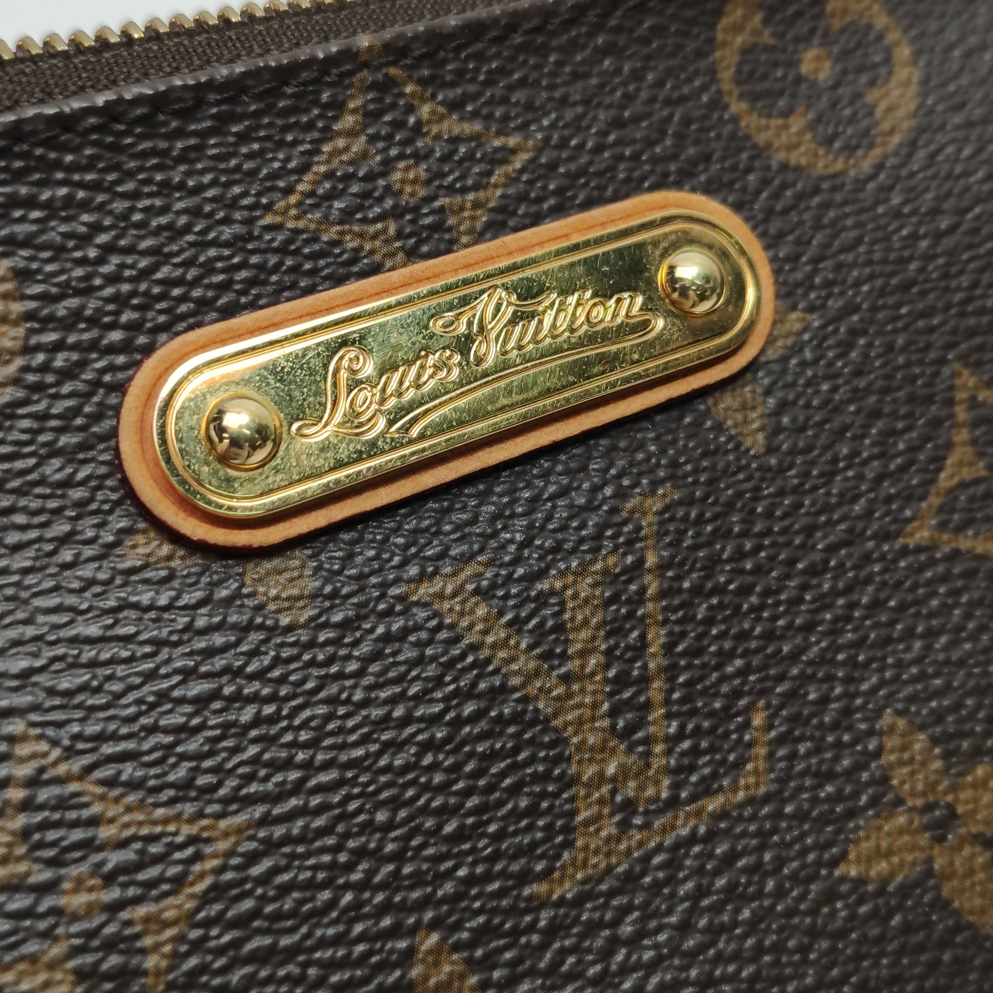 Louis Vuitton Eva Clutch Monogram