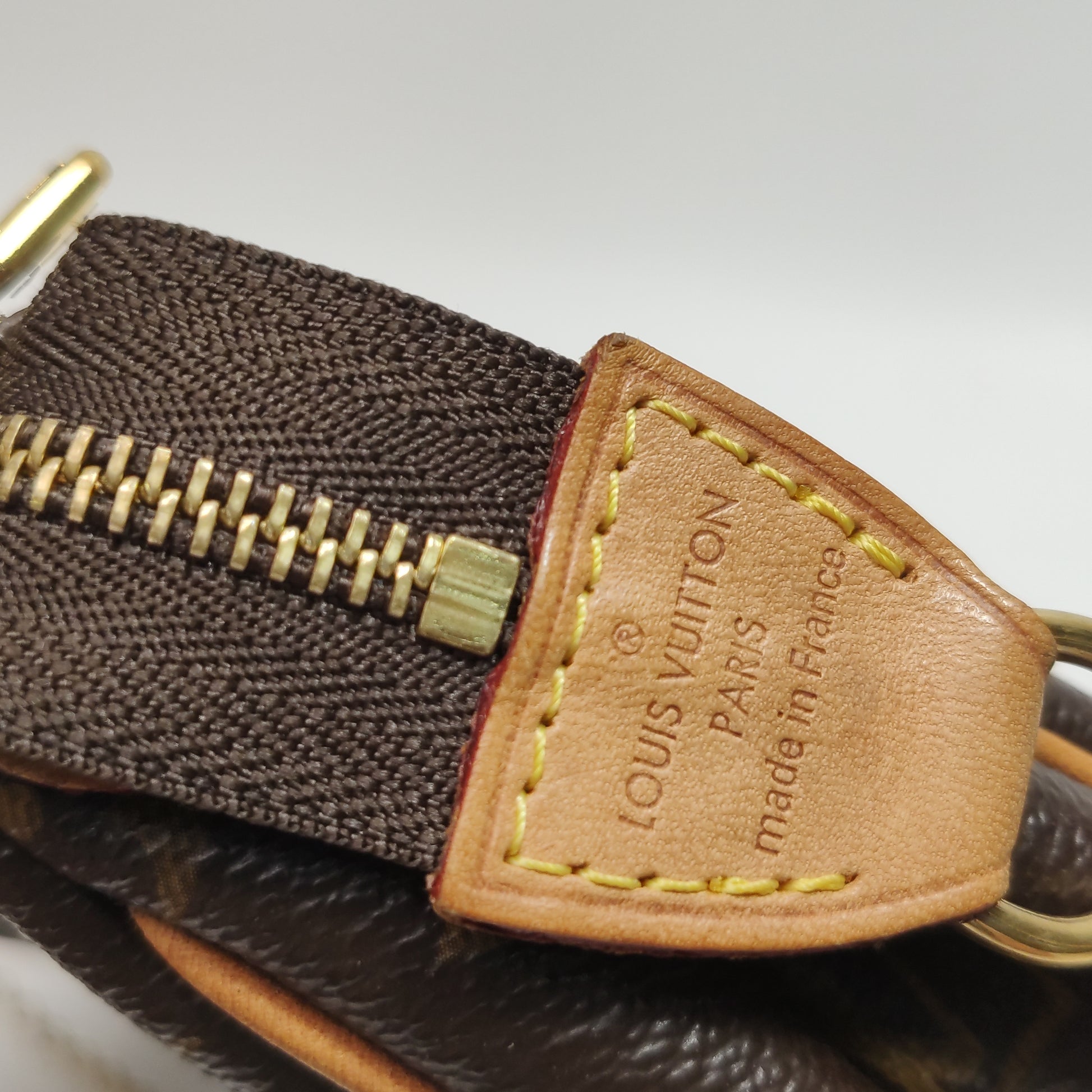 Louis Vuitton Eva Clutch Monogram