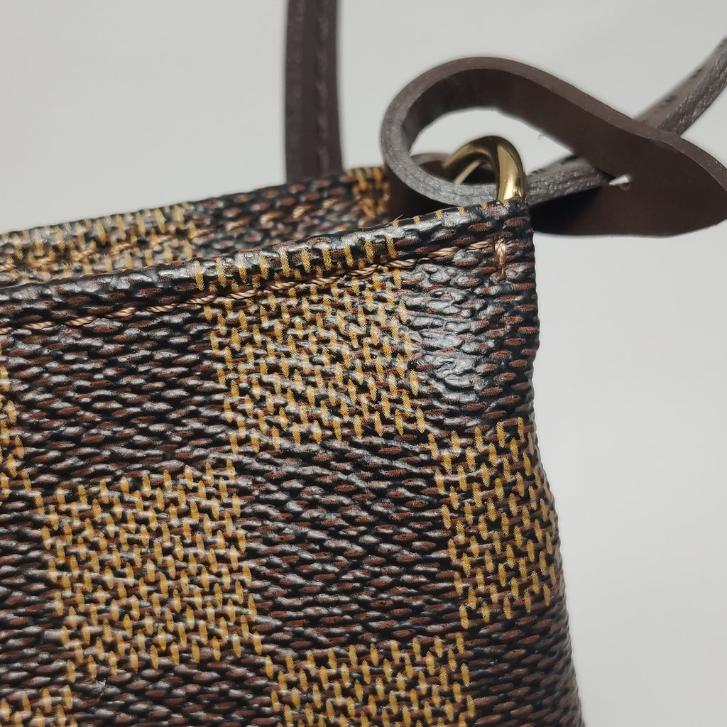 Louis Vuitton Navona Pochette Damier Ebene