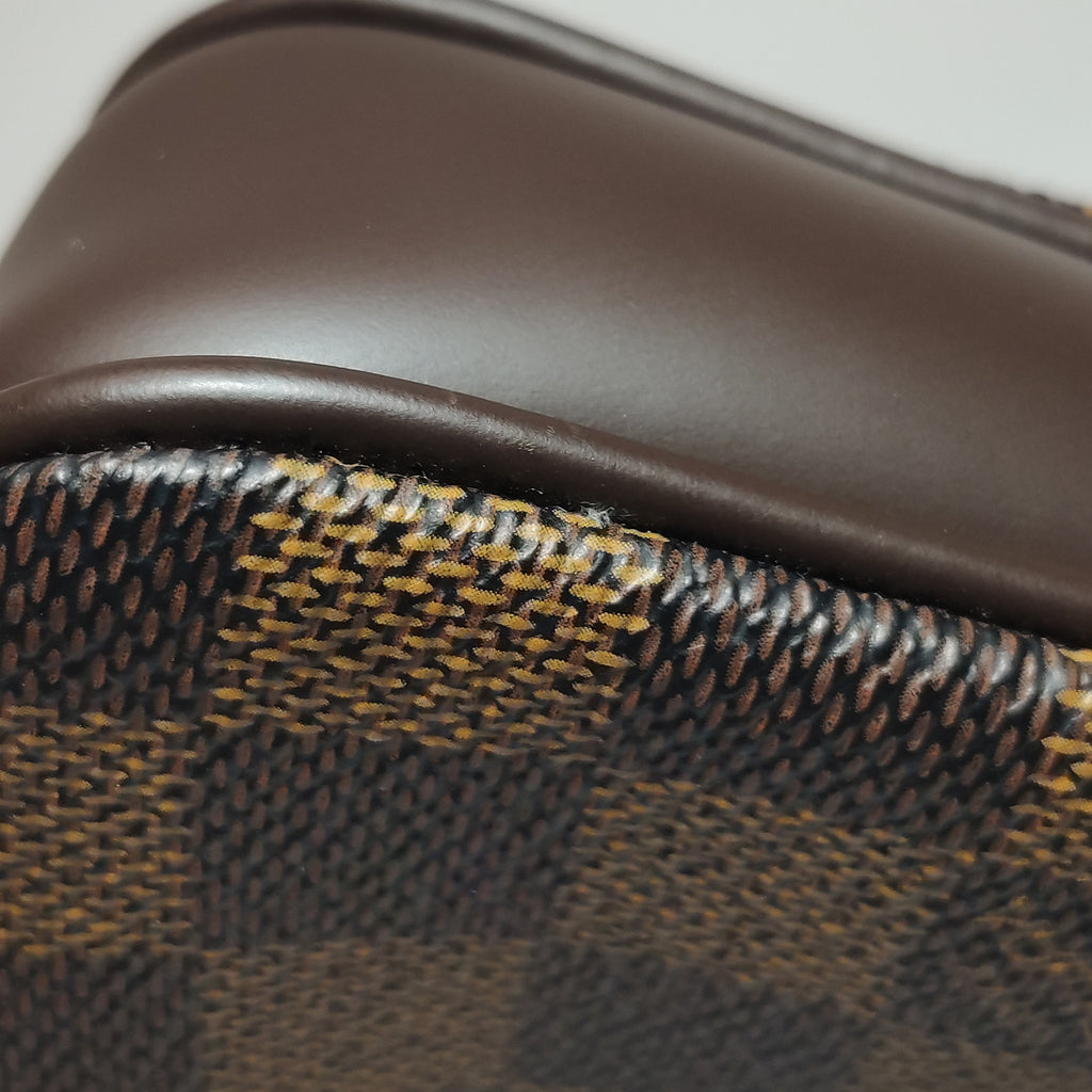 Louis Vuitton Navona Pochette Damier Ebene