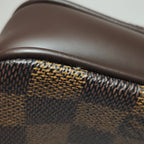 Louis Vuitton Navona Pochette Damier Ebene