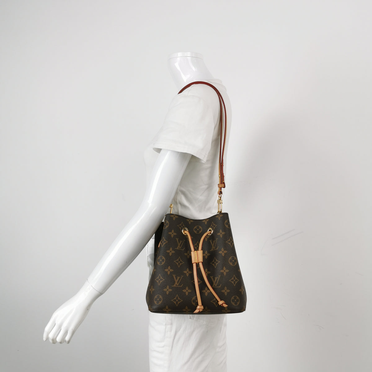 Louis Vuitton Neonoe BB Monogram