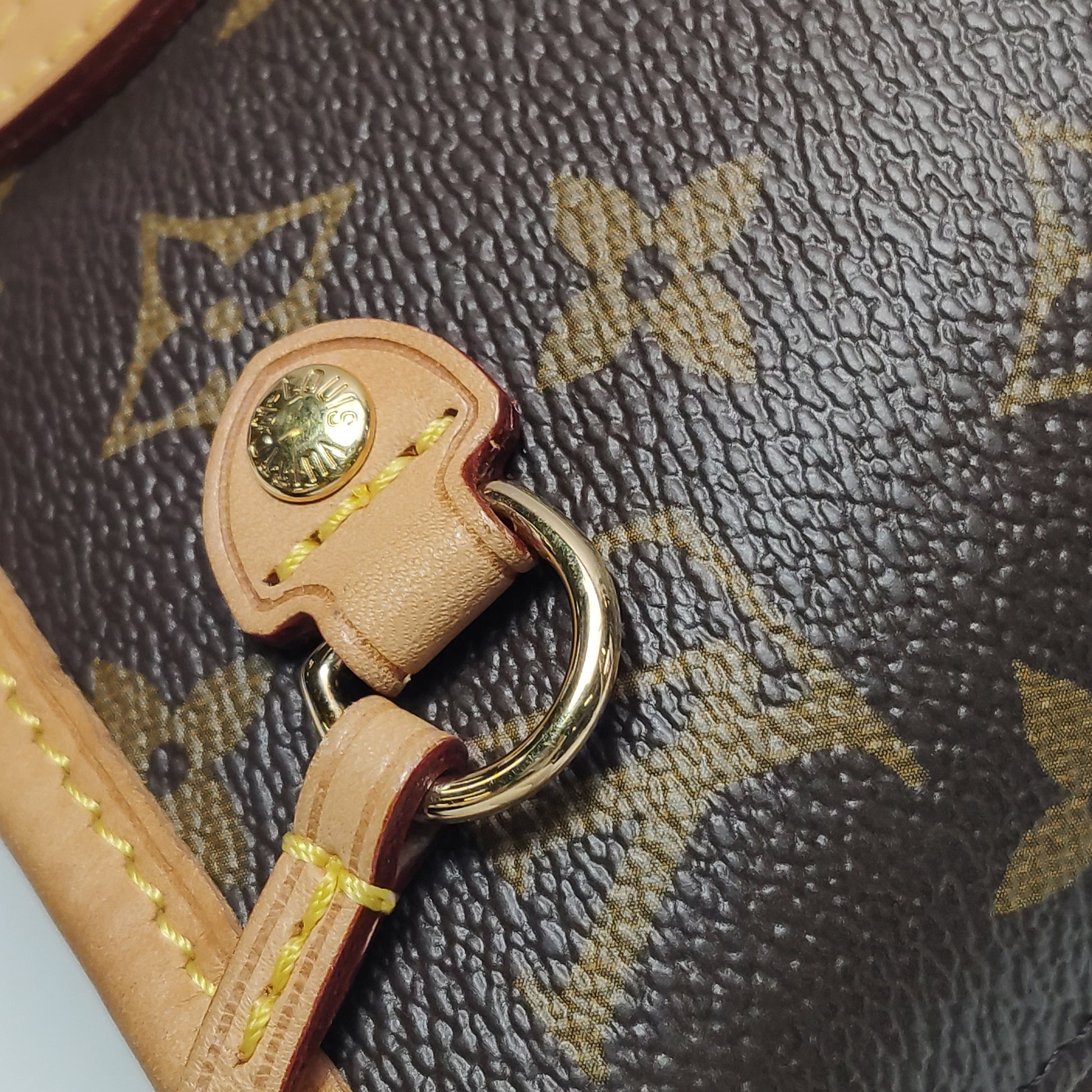 Louis Vuitton Neverfull PM Monogram w Pouch