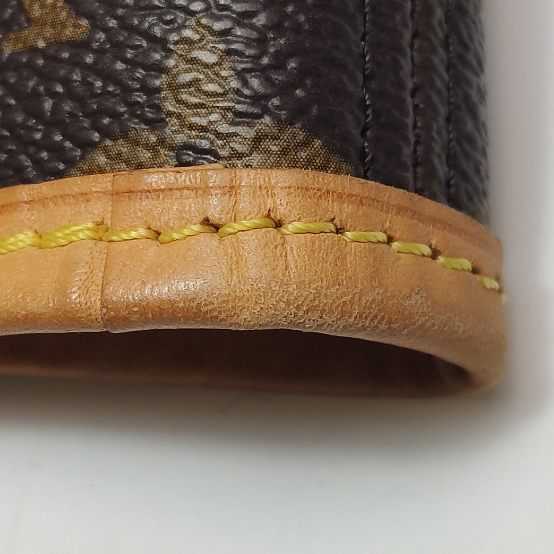 Louis Vuitton Neverfull PM Monogram w Pouch