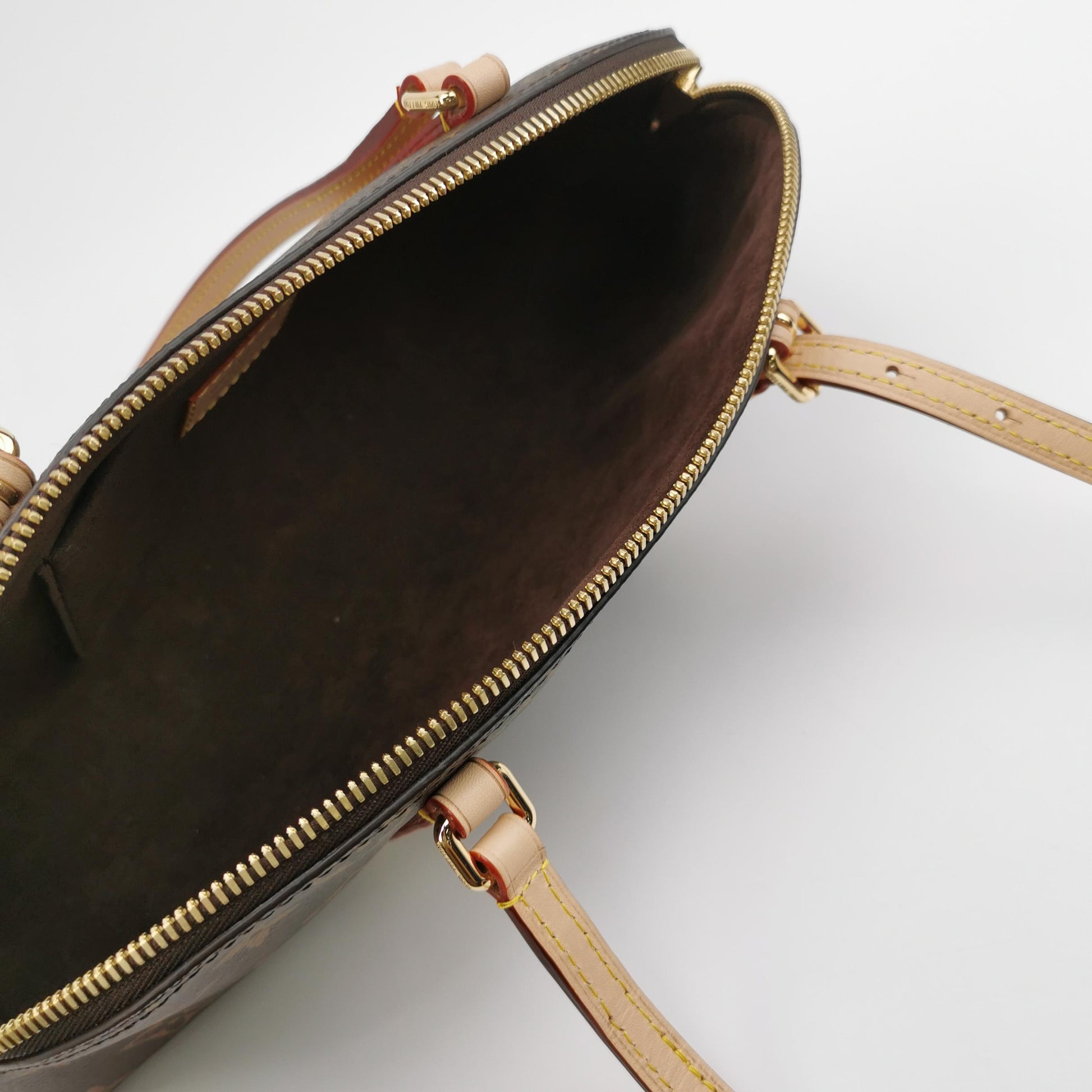 Louis Vuitton Squire East West Monogram