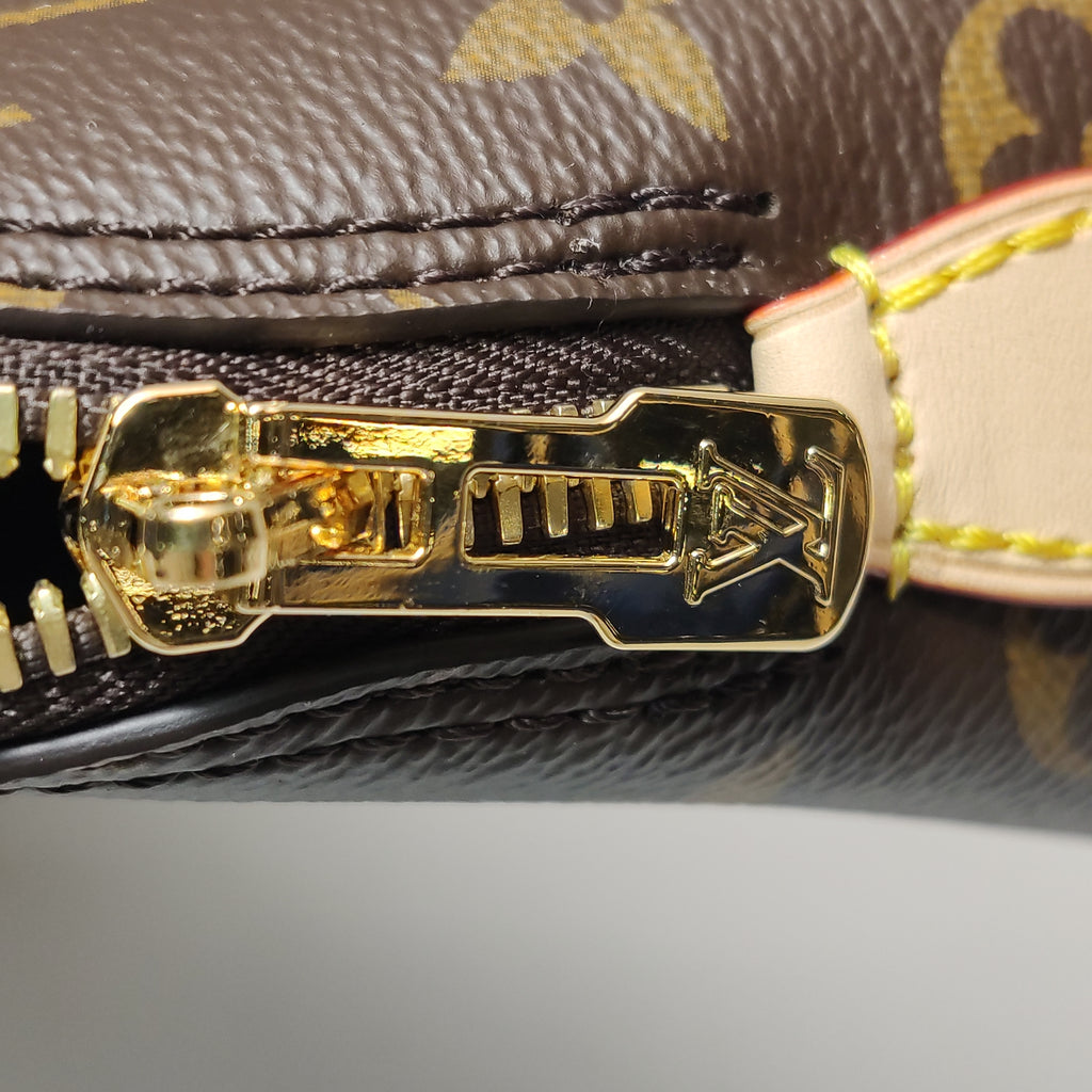 Louis Vuitton Squire East West Monogram