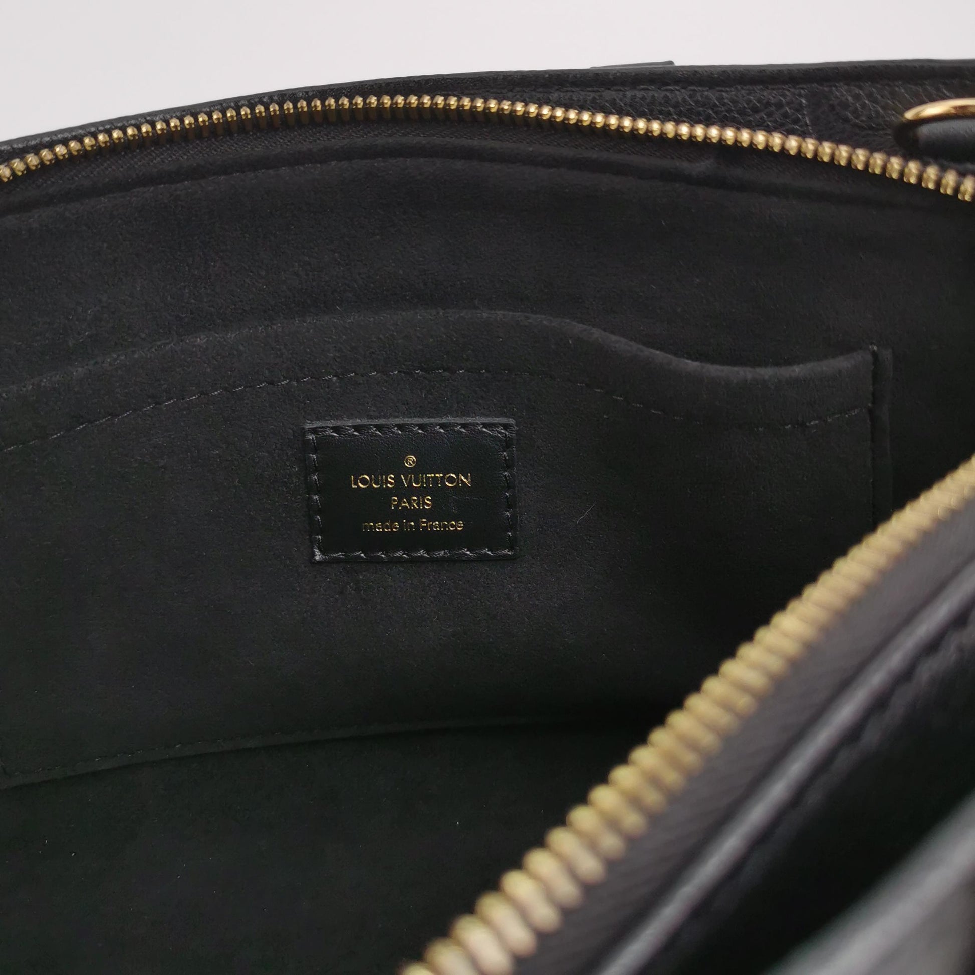 Louis Vuitton On The Go East West Empreinte