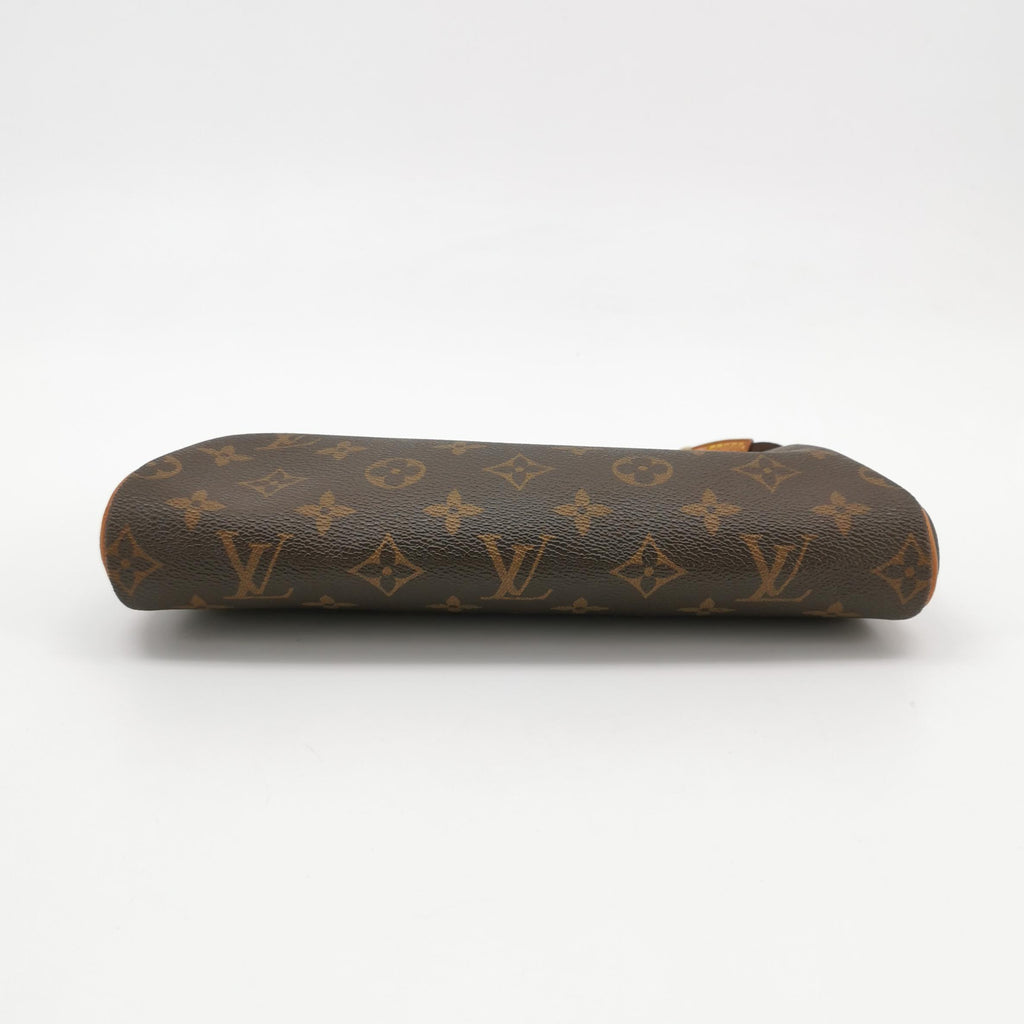 Louis Vuitton Eva Clutch Monogram