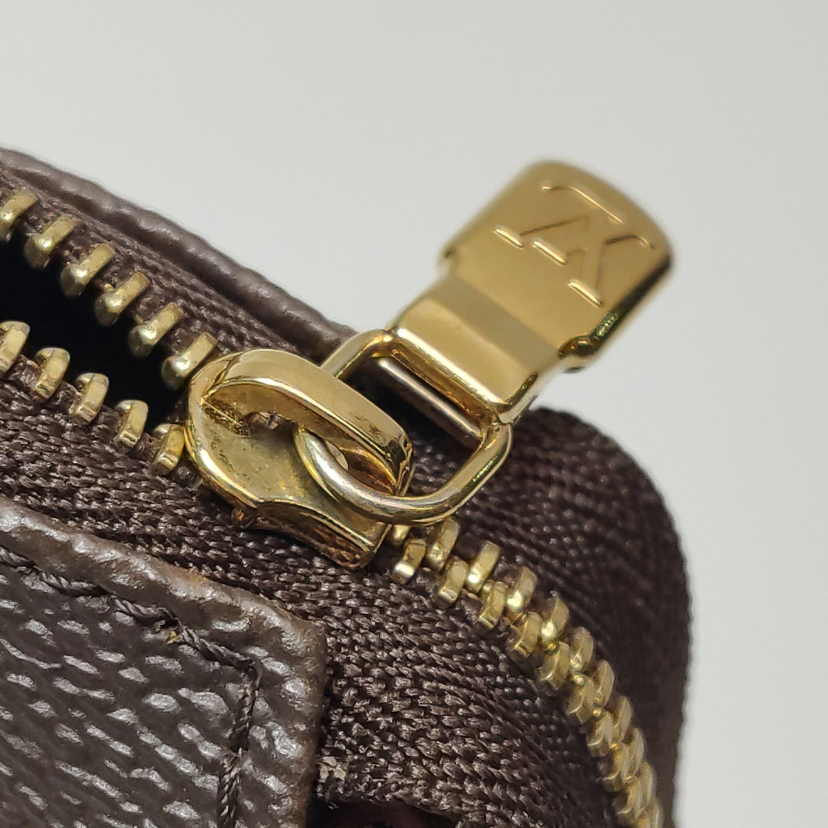 Louis Vuitton Eva Clutch Monogram