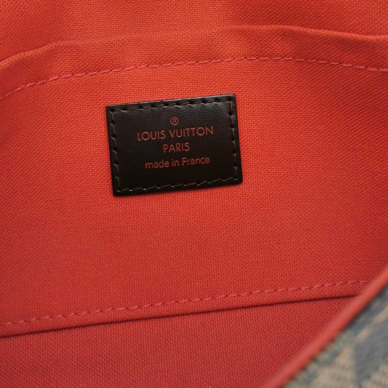 Louis Vuitton Favorite PM Damier Ebene