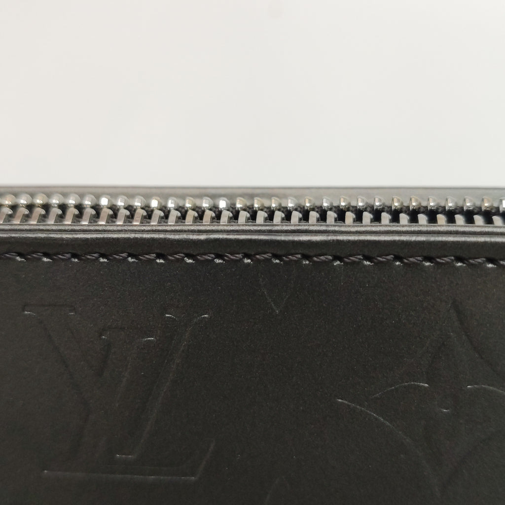Louis Vuitton Mat Fowler Pochette Black