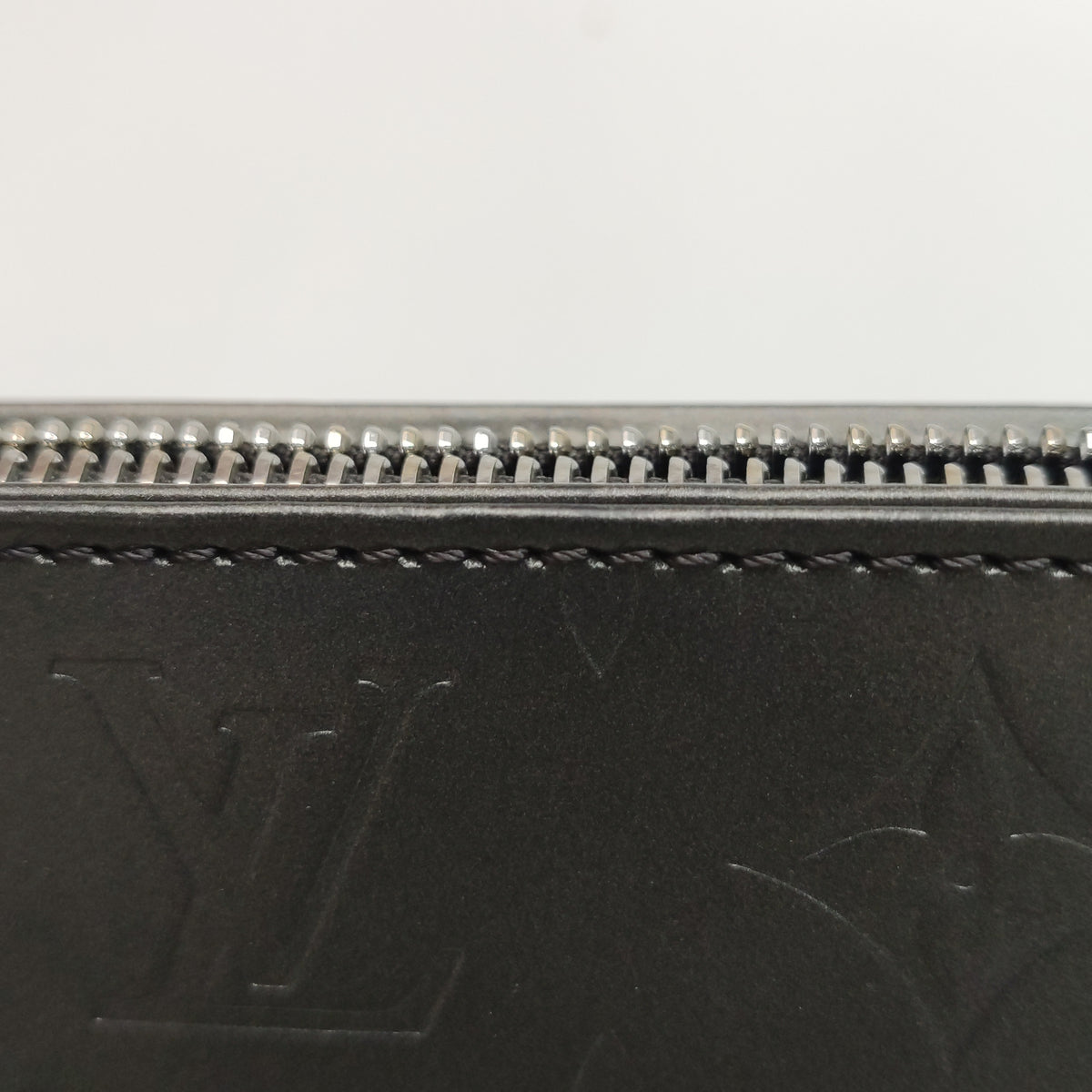 Louis Vuitton Mat Fowler Pochette Black