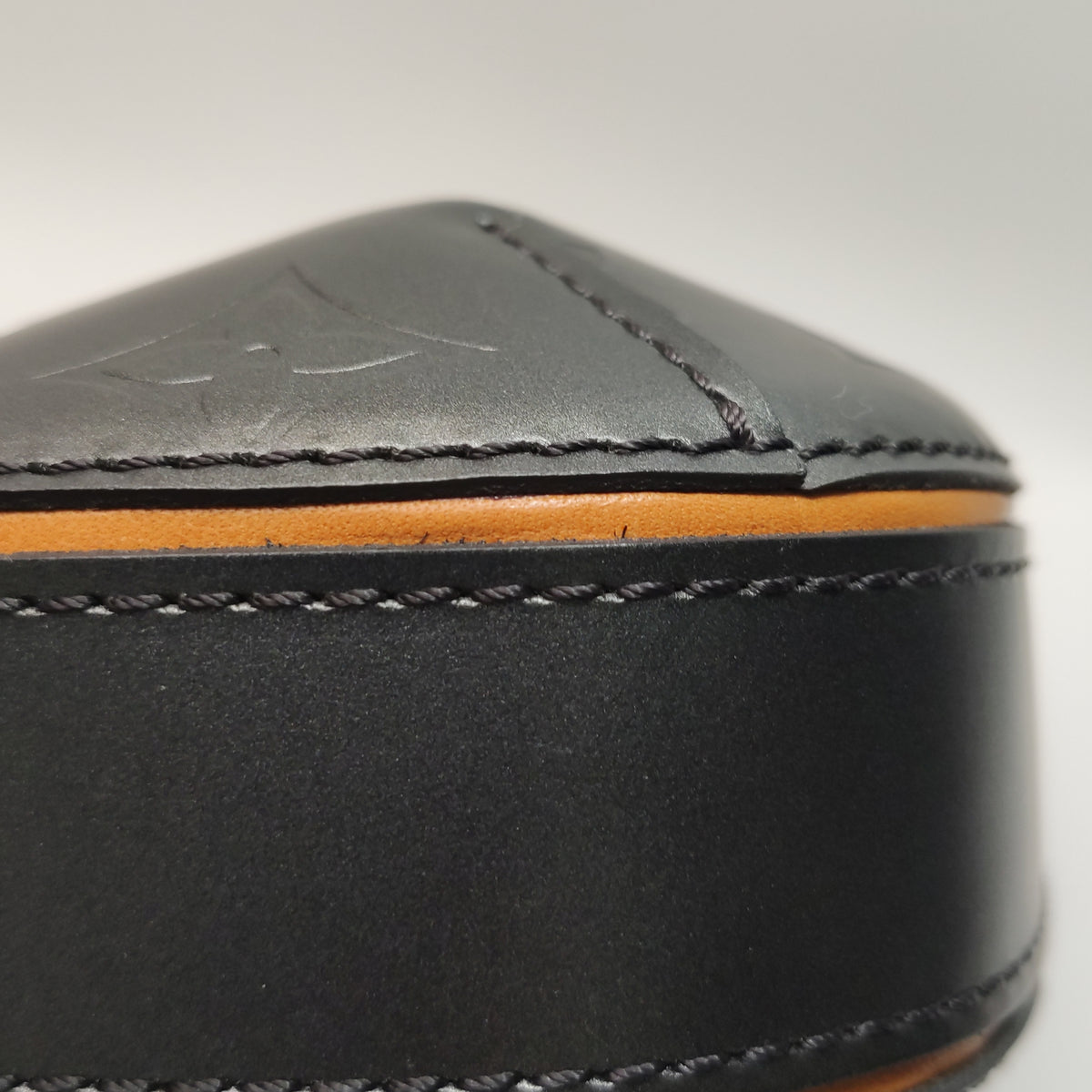 Louis Vuitton Mat Fowler Pochette Black