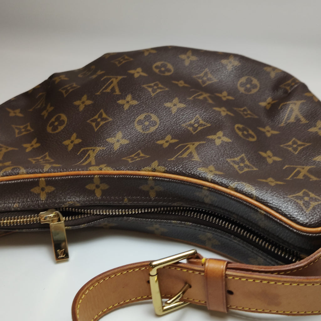 Louis Vuitton Croissant MM Monogram