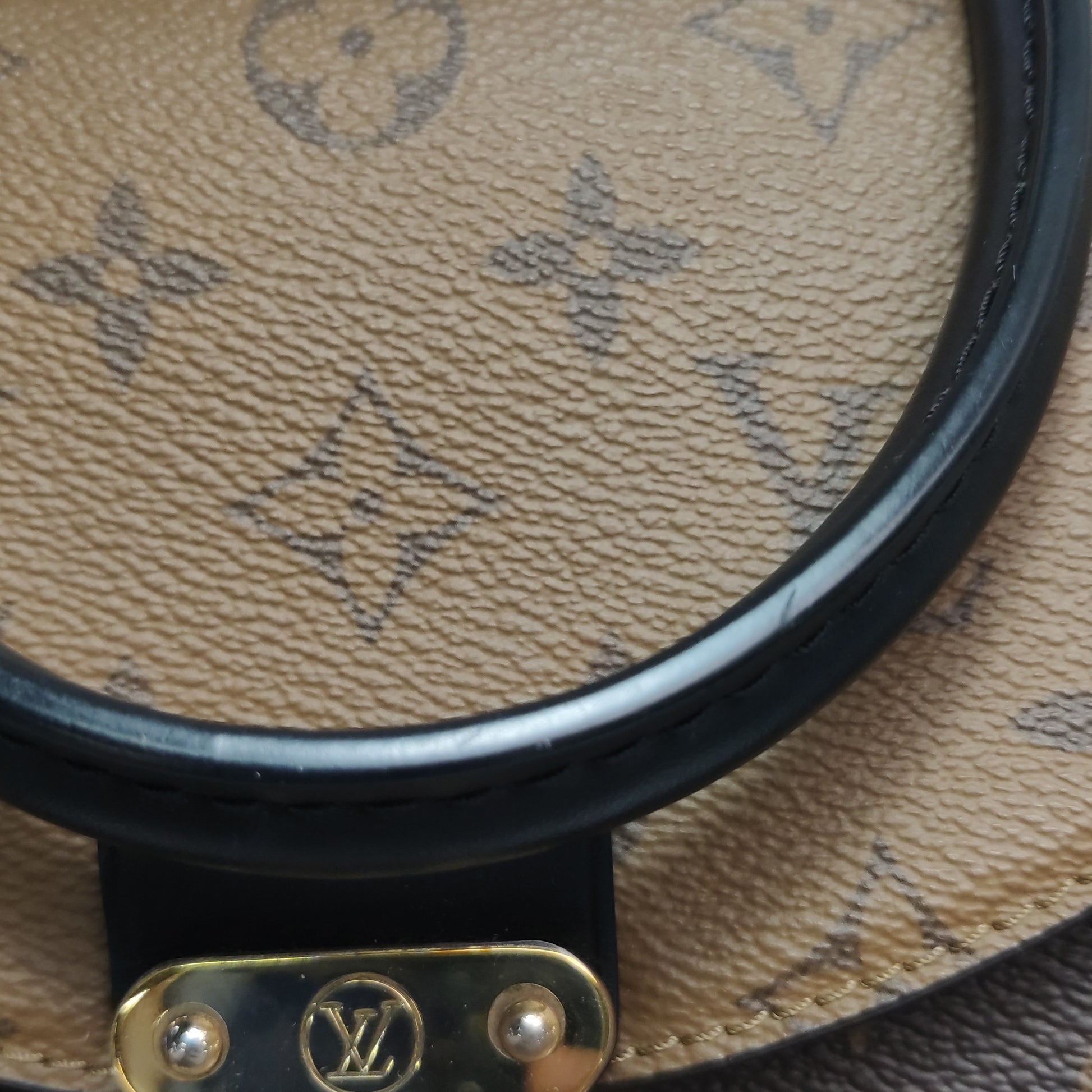 Louis Vuitton Tilsitt Reverse Monogram