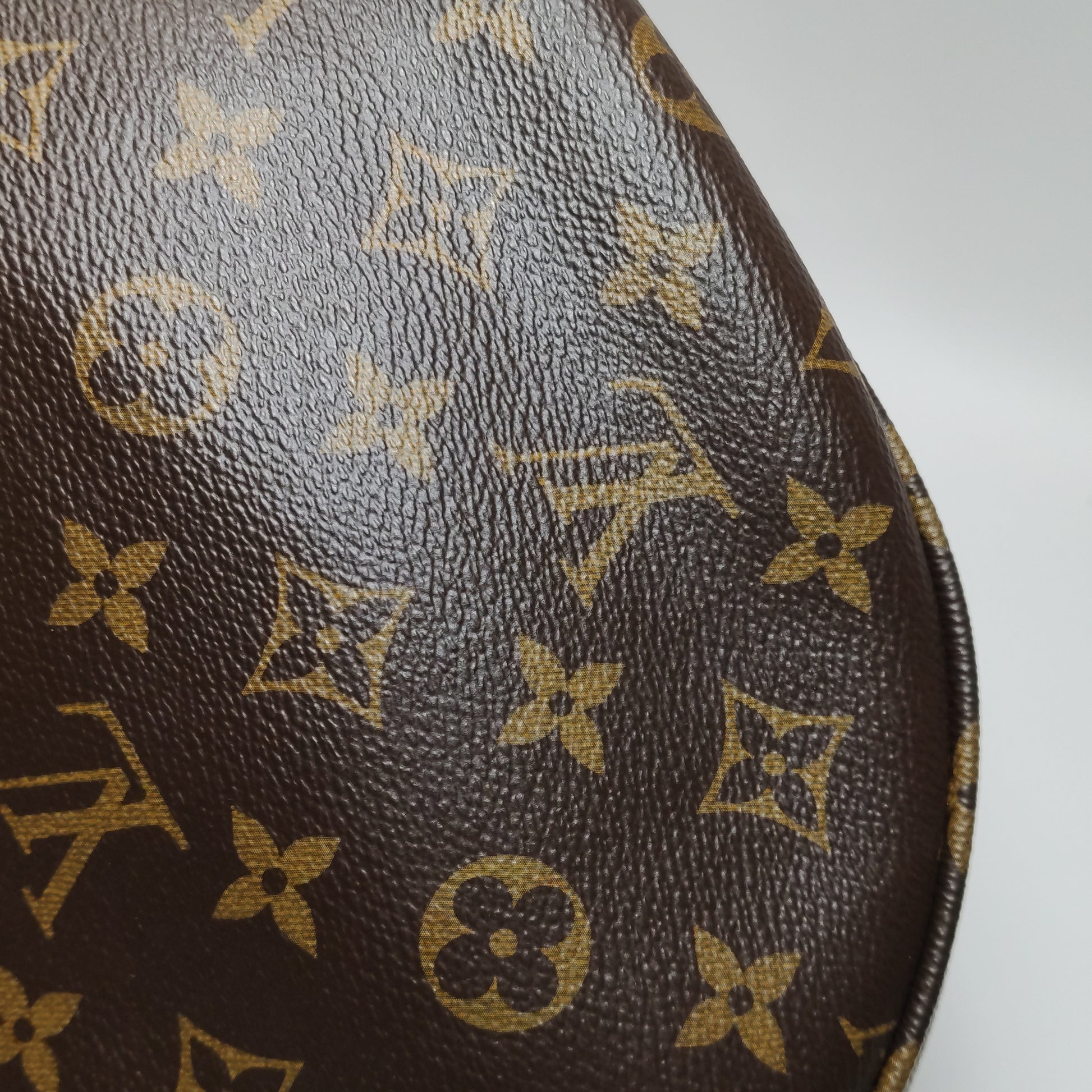 Louis Vuitton Looping Monogram