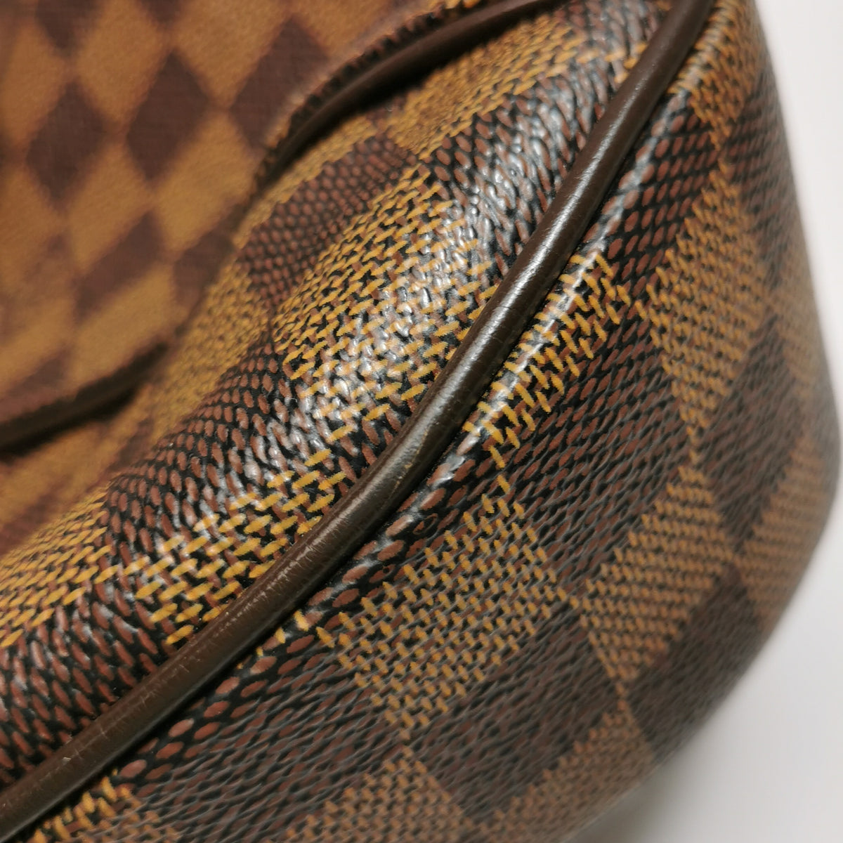 Louis Vuitton Thames GM Damier Ebene