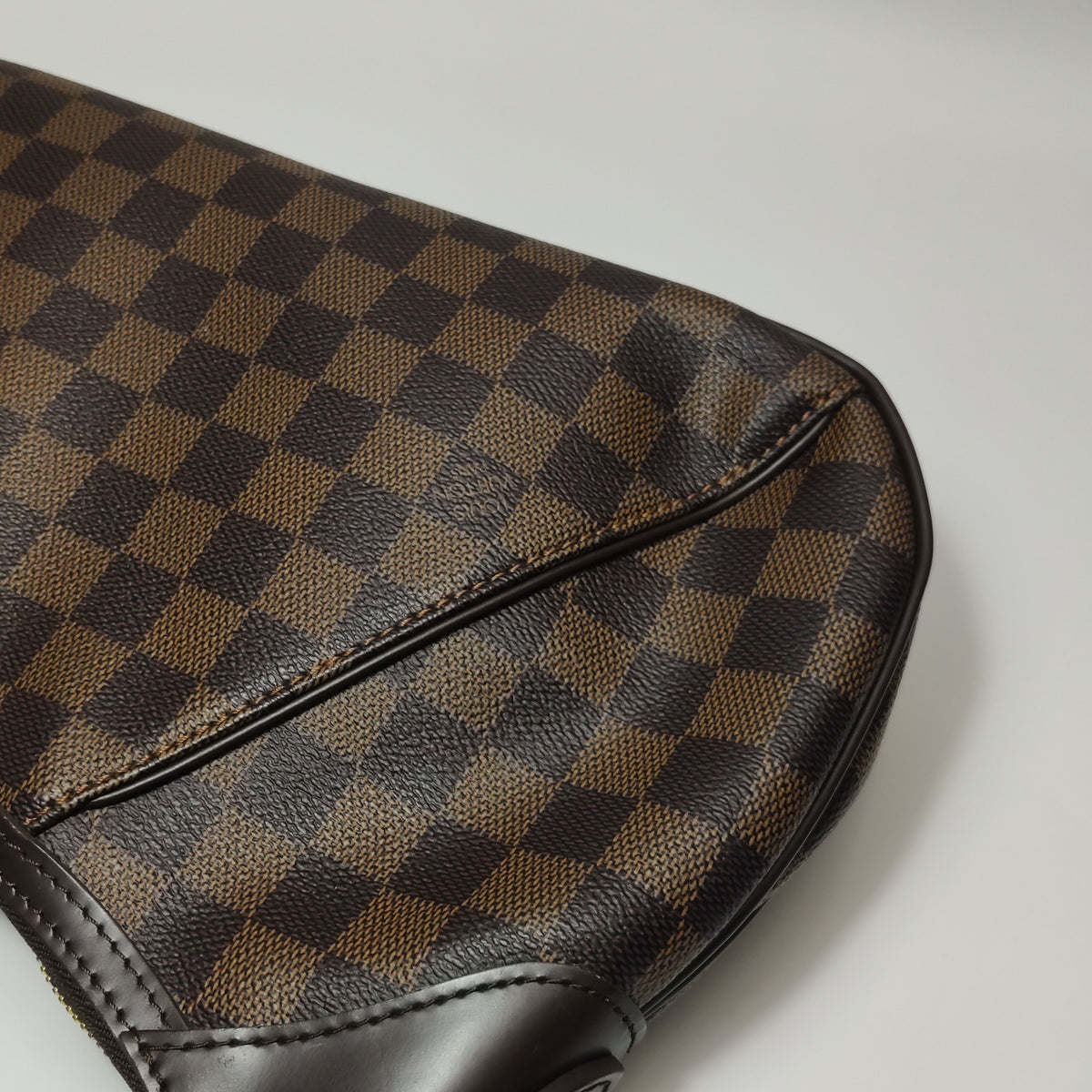 Louis Vuitton Thames PM Damier Ebene