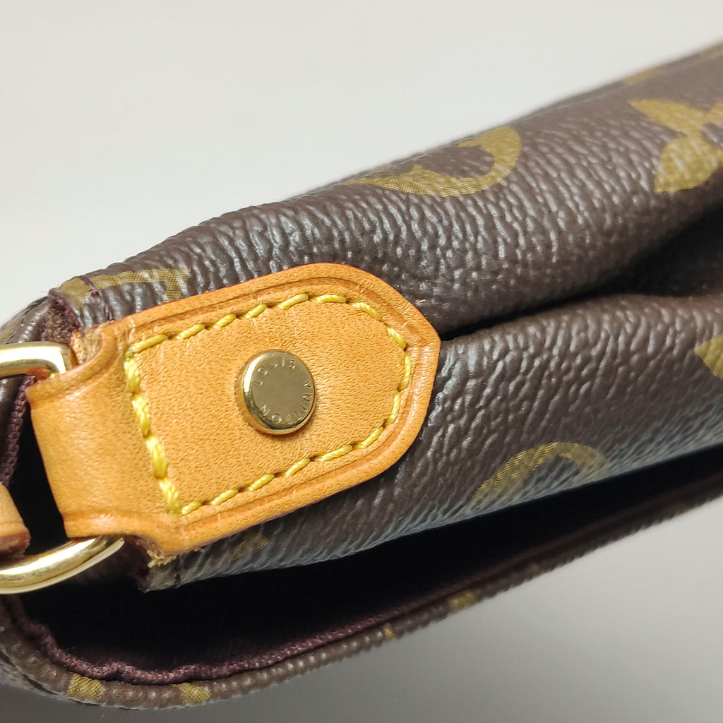 Louis Vuitton Favorite MM Monogram