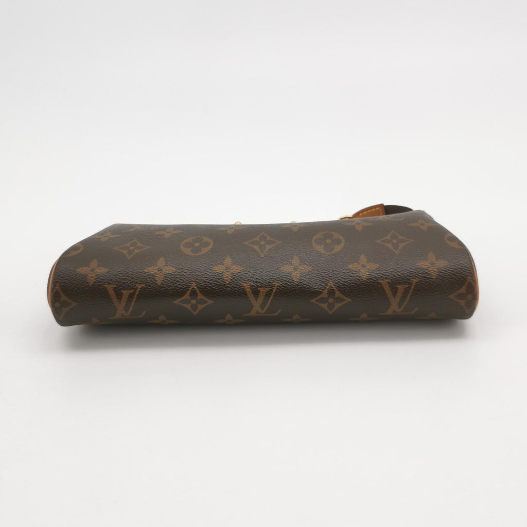 Louis Vuitton Eva Clutch Monogram